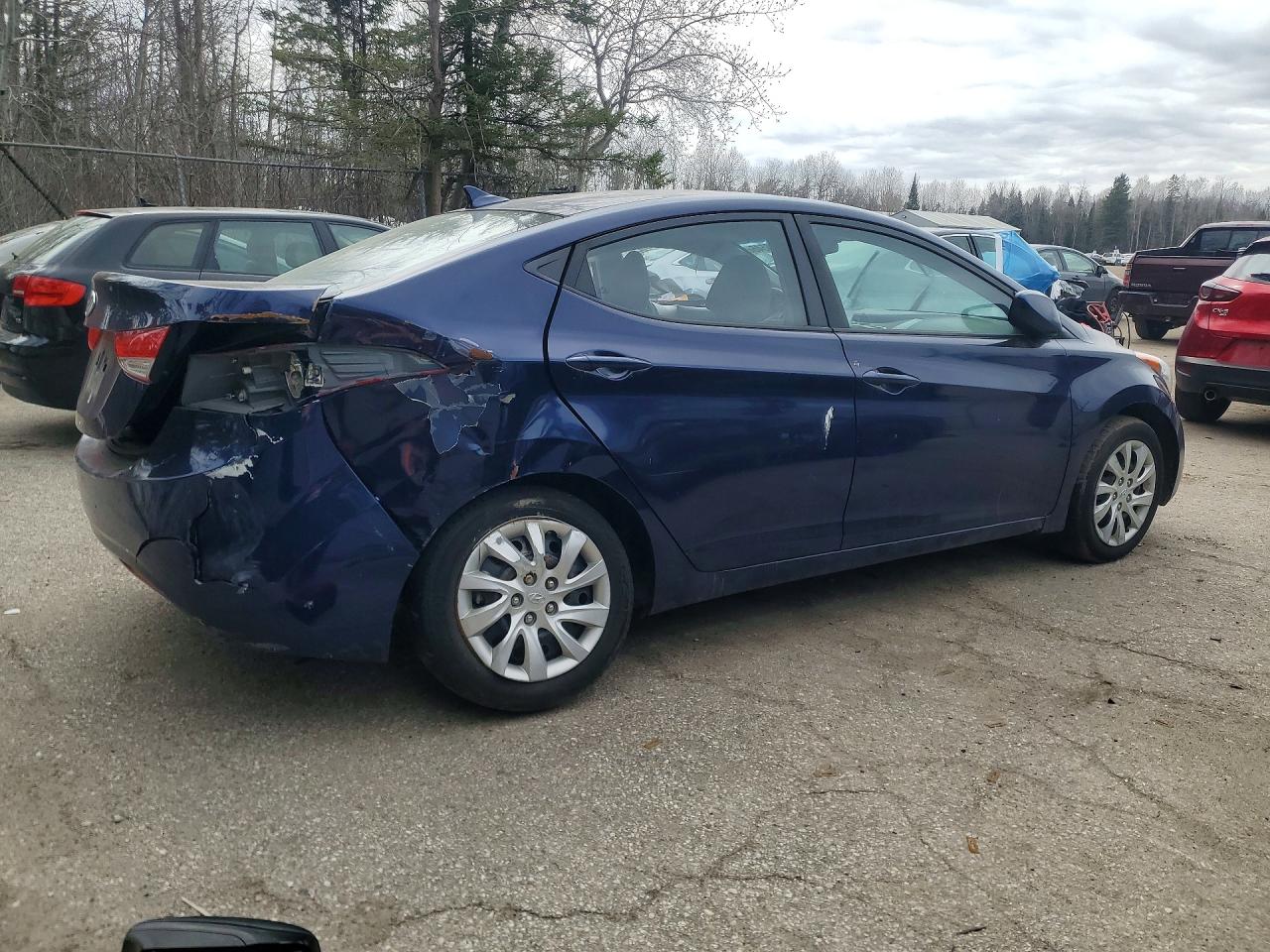 2012 Hyundai Elantra Gls Blue vin: 5NPDH4AE8CH132944