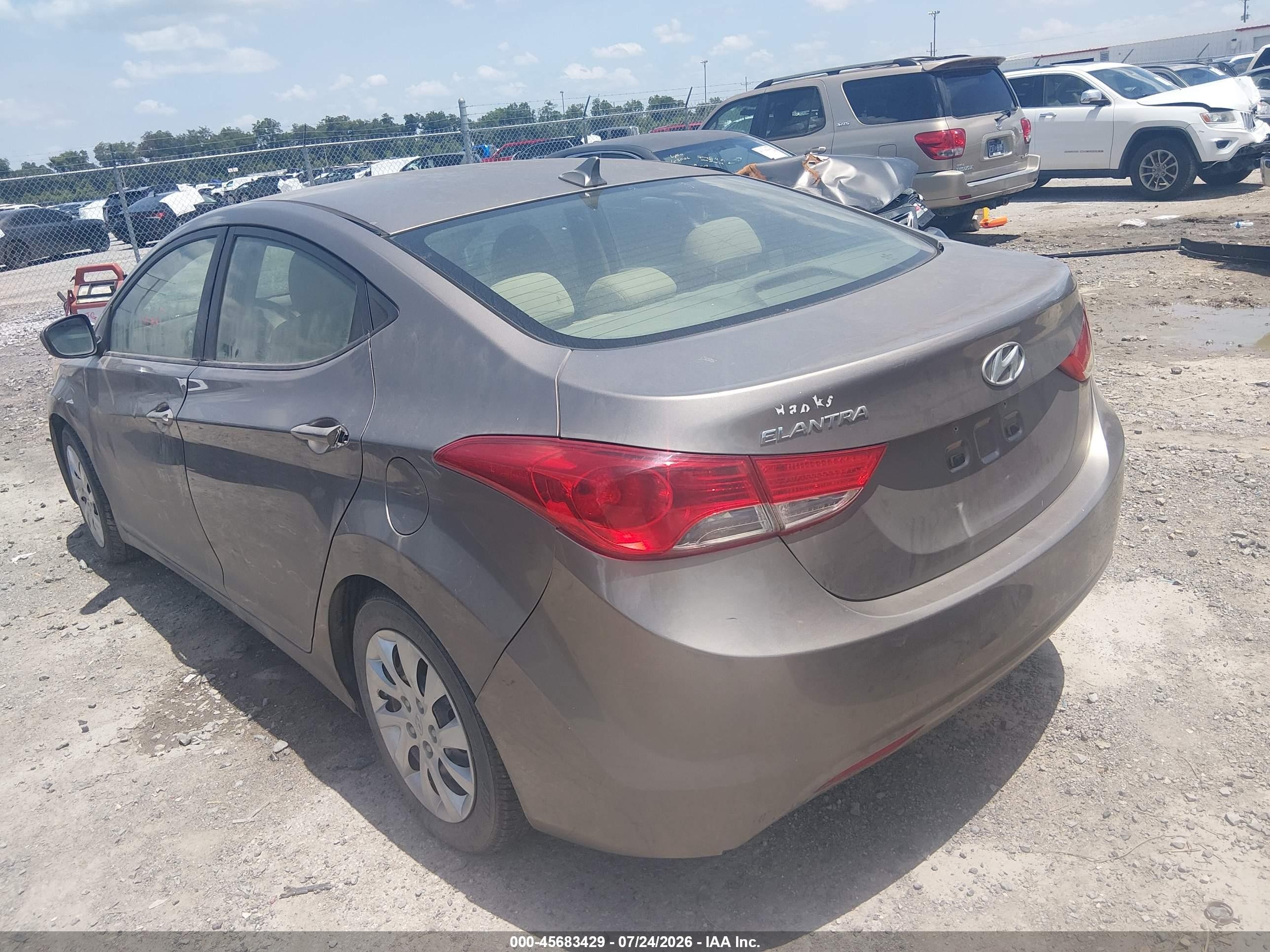 2012 Hyundai Elantra Gls Tan vin: 5NPDH4AE8CH133575