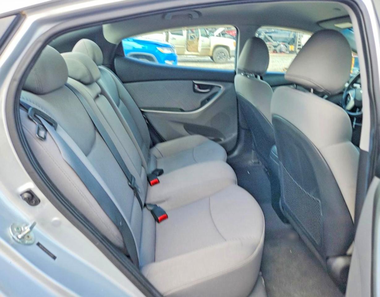 2012 Hyundai Elantra Gls Silver vin: 5NPDH4AE8CH140915