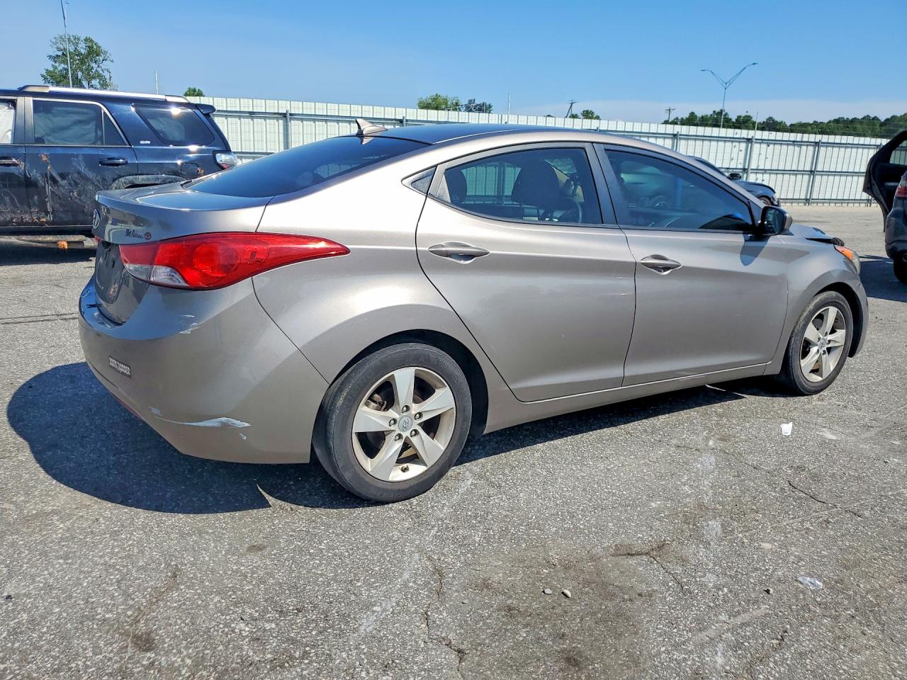 2012 Hyundai Elantra Gls Gray vin: 5NPDH4AE8CH141465