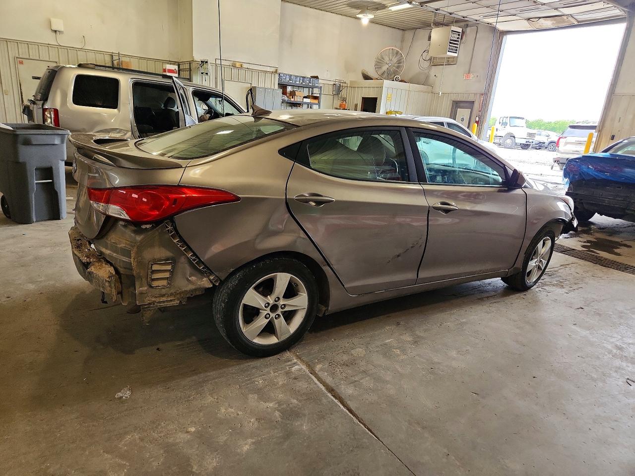 2012 Hyundai Elantra Gls Gold vin: 5NPDH4AE8CH142986