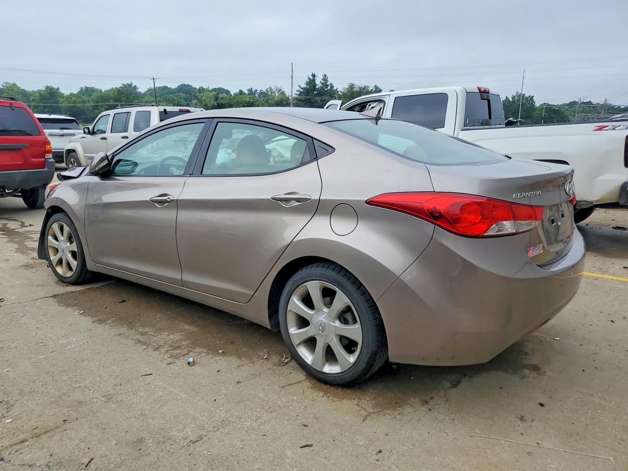 2012 Hyundai Elantra Limited Beige vin: 5NPDH4AE8CH146536