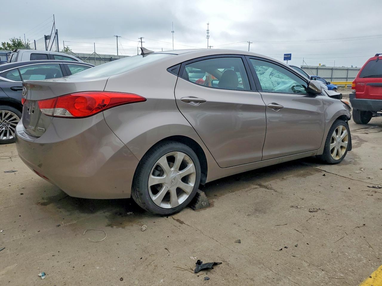2012 Hyundai Elantra Limited Beige vin: 5NPDH4AE8CH146536