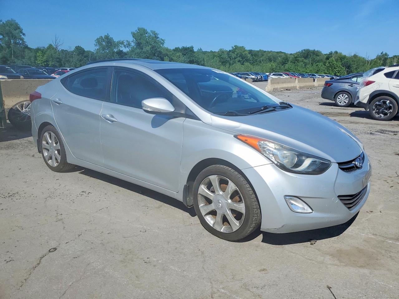 2012 Hyundai Elantra Limited Silver vin: 5NPDH4AE8CH147802