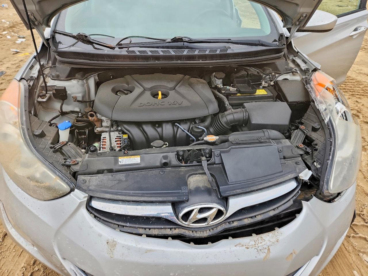 2012 Hyundai Elantra Gls Silver vin: 5NPDH4AE8CH151137