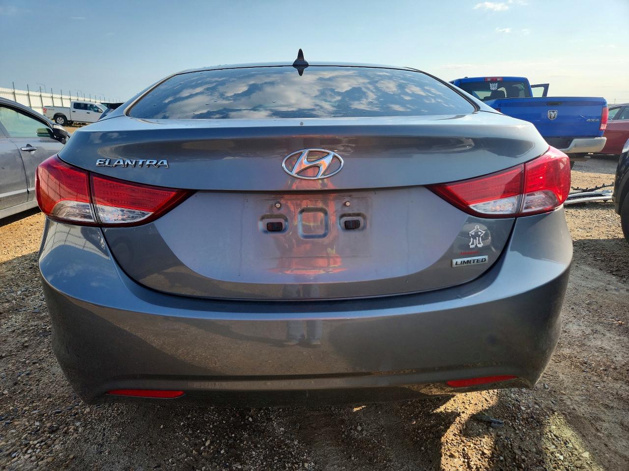 2013 Hyundai Elantra Gls Gray vin: 5NPDH4AE8DH156839