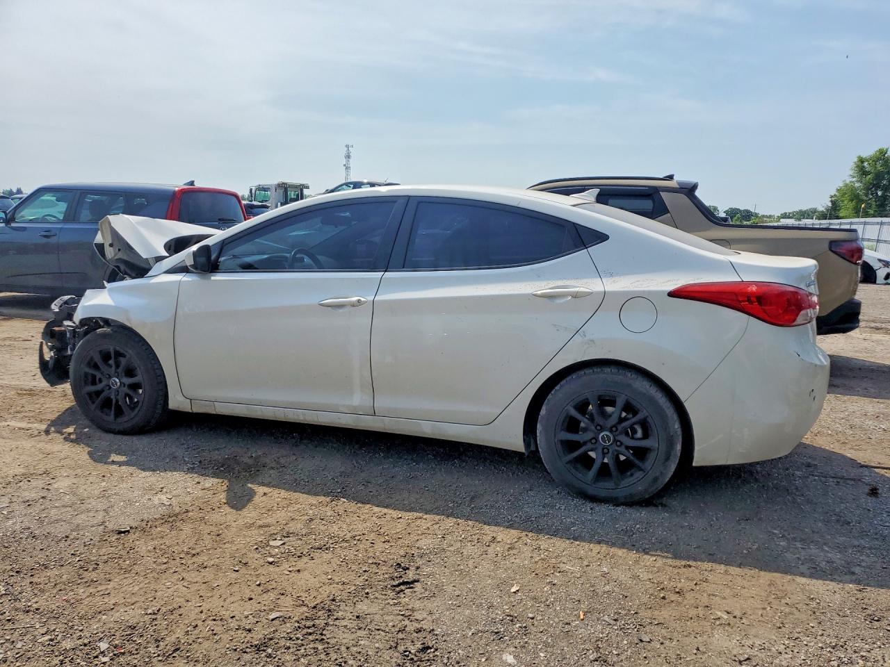 2013 Hyundai Elantra Gls White vin: 5NPDH4AE8DH166478