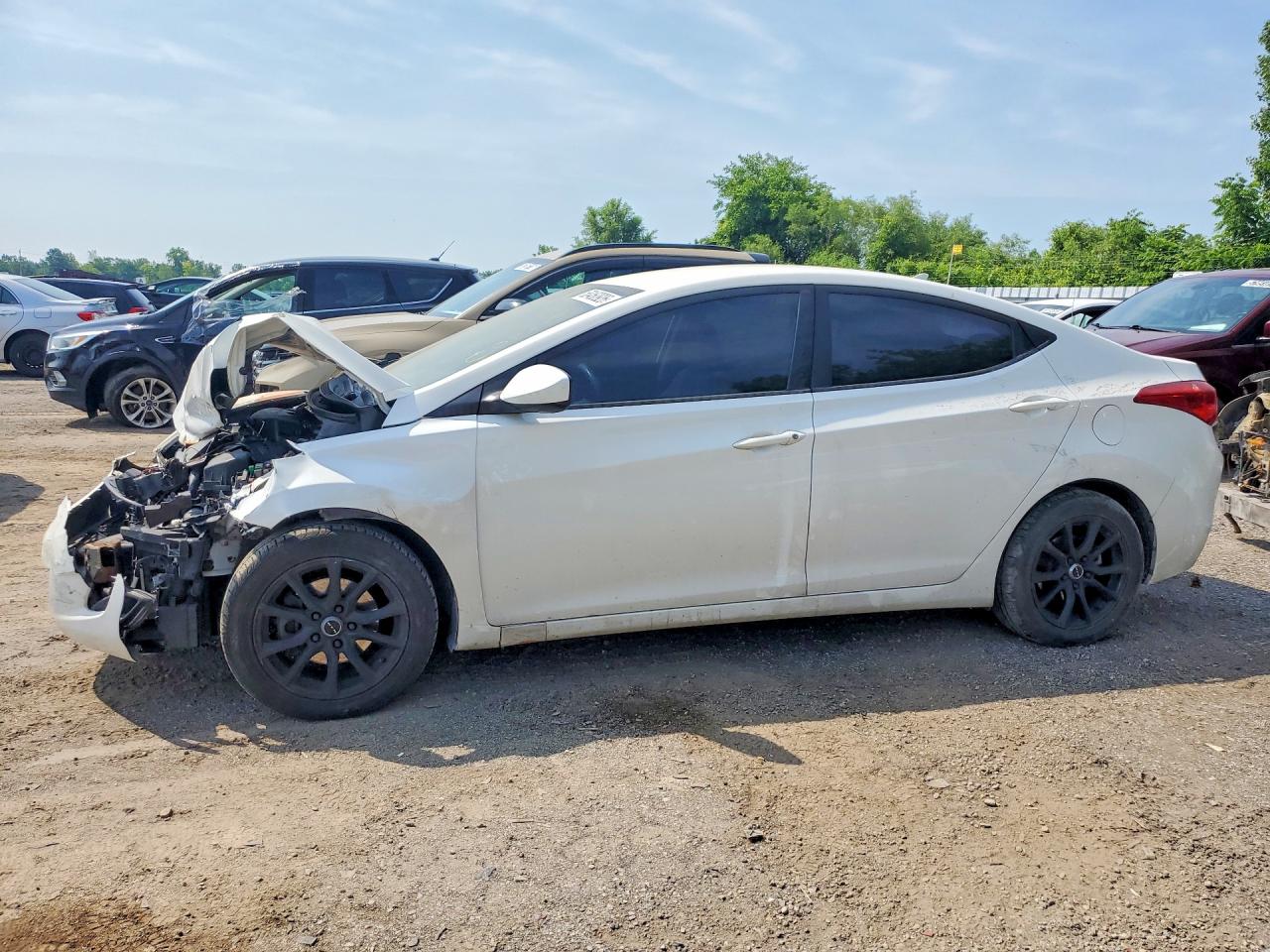2013 Hyundai Elantra Gls White vin: 5NPDH4AE8DH166478