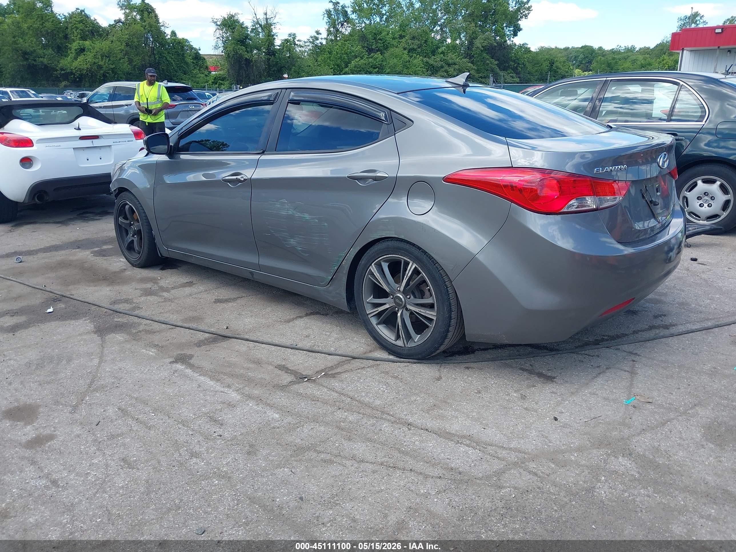 2013 Hyundai Elantra Limited Серый vin: 5NPDH4AE8DH172779
