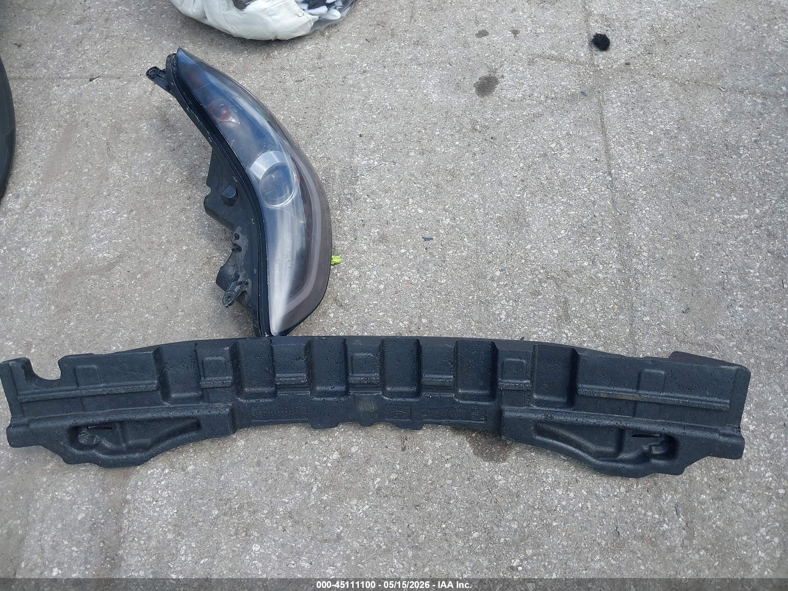 2013 Hyundai Elantra Limited Серый vin: 5NPDH4AE8DH172779