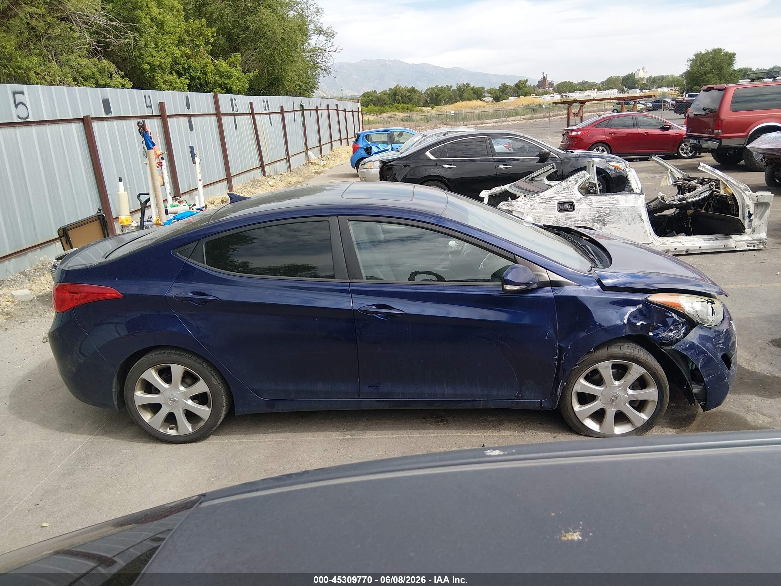 2013 Hyundai Elantra Limited Blue vin: 5NPDH4AE8DH179957