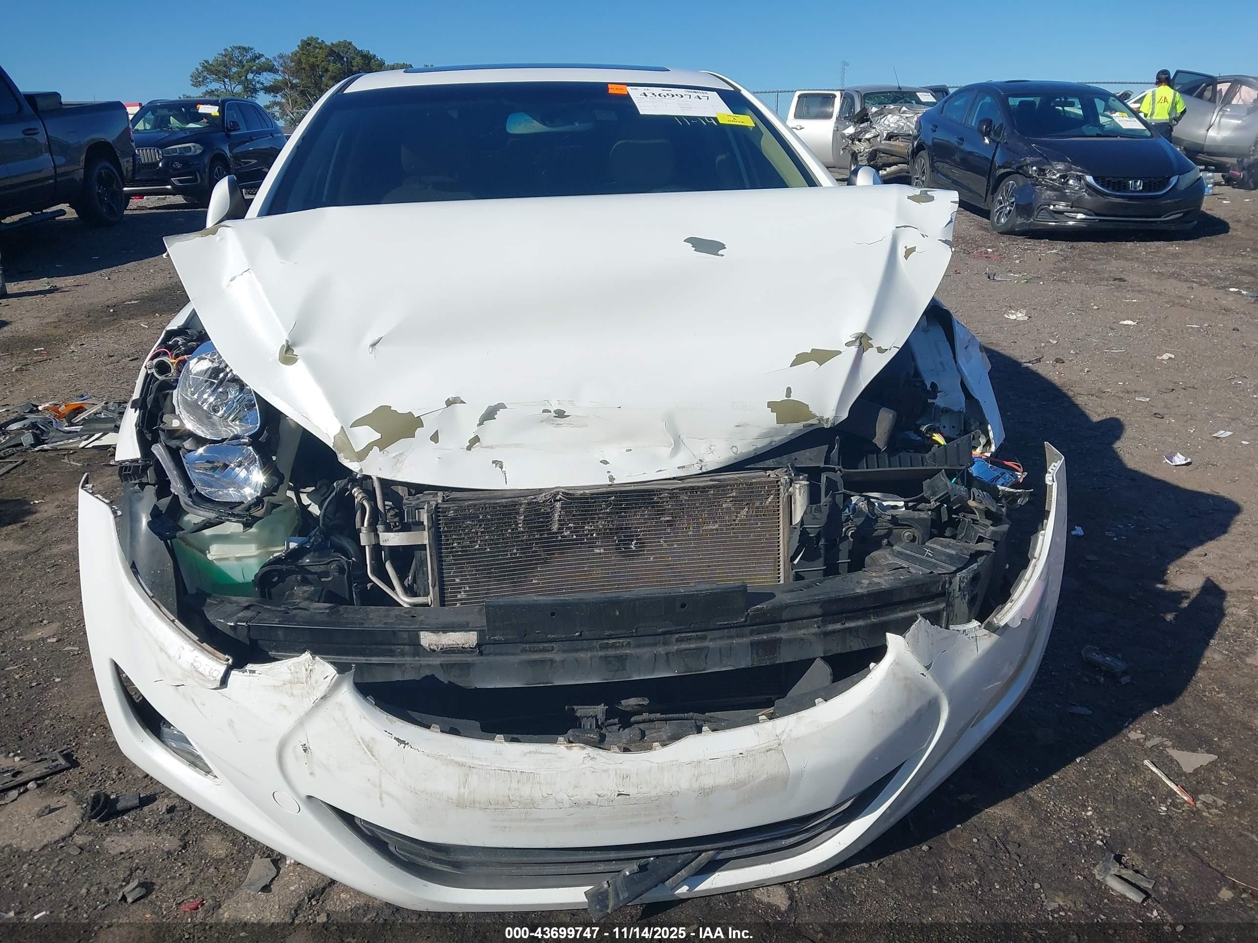 2013 Hyundai Elantra Limited White vin: 5NPDH4AE8DH184415