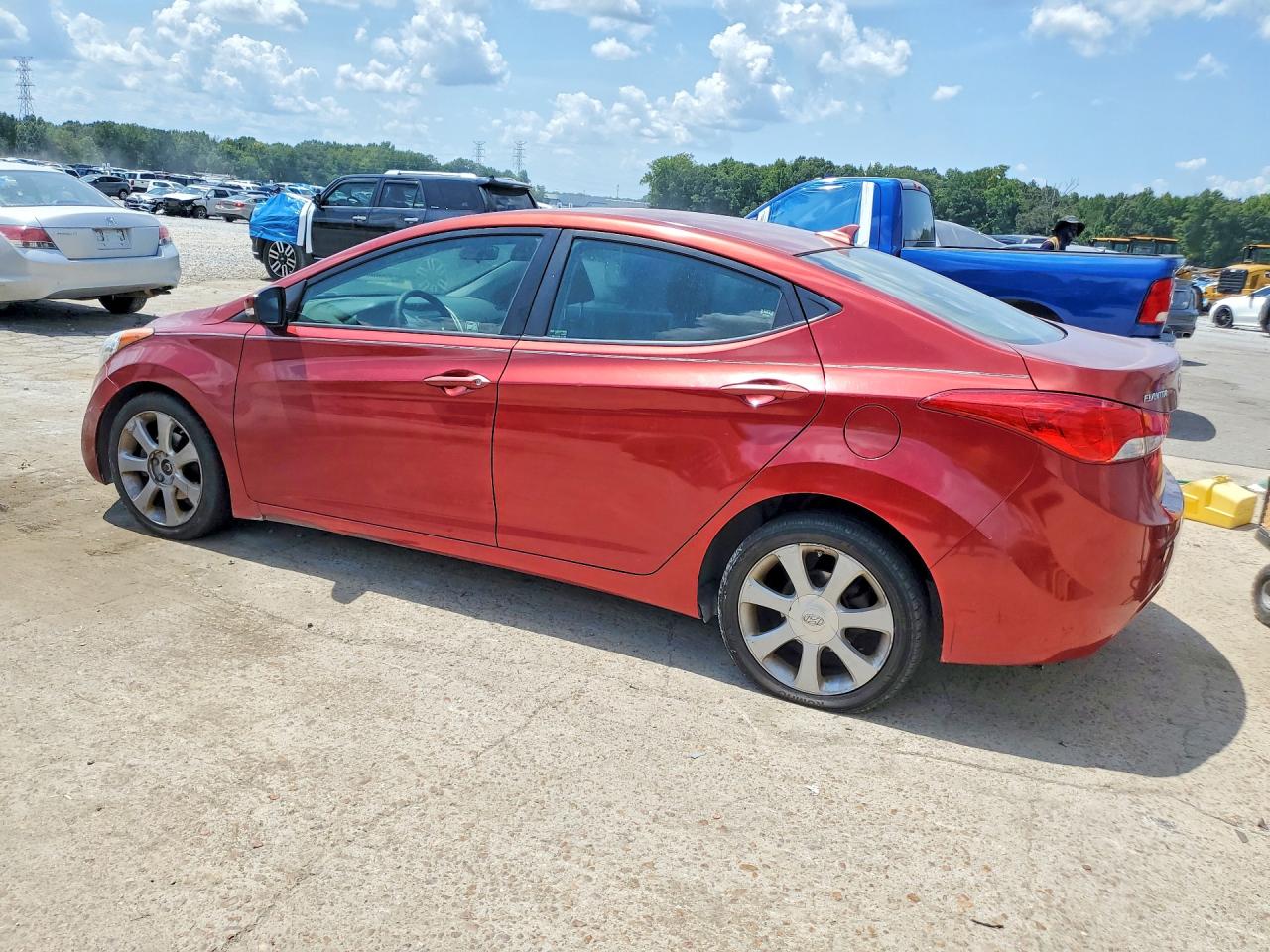 2013 Hyundai Elantra Limited Maroon vin: 5NPDH4AE8DH193812