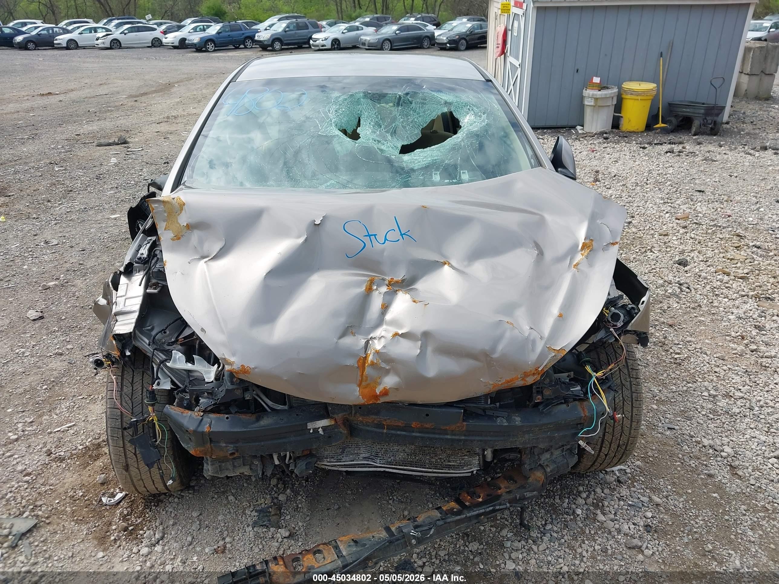 2013 Hyundai Elantra Gls Gold vin: 5NPDH4AE8DH206283