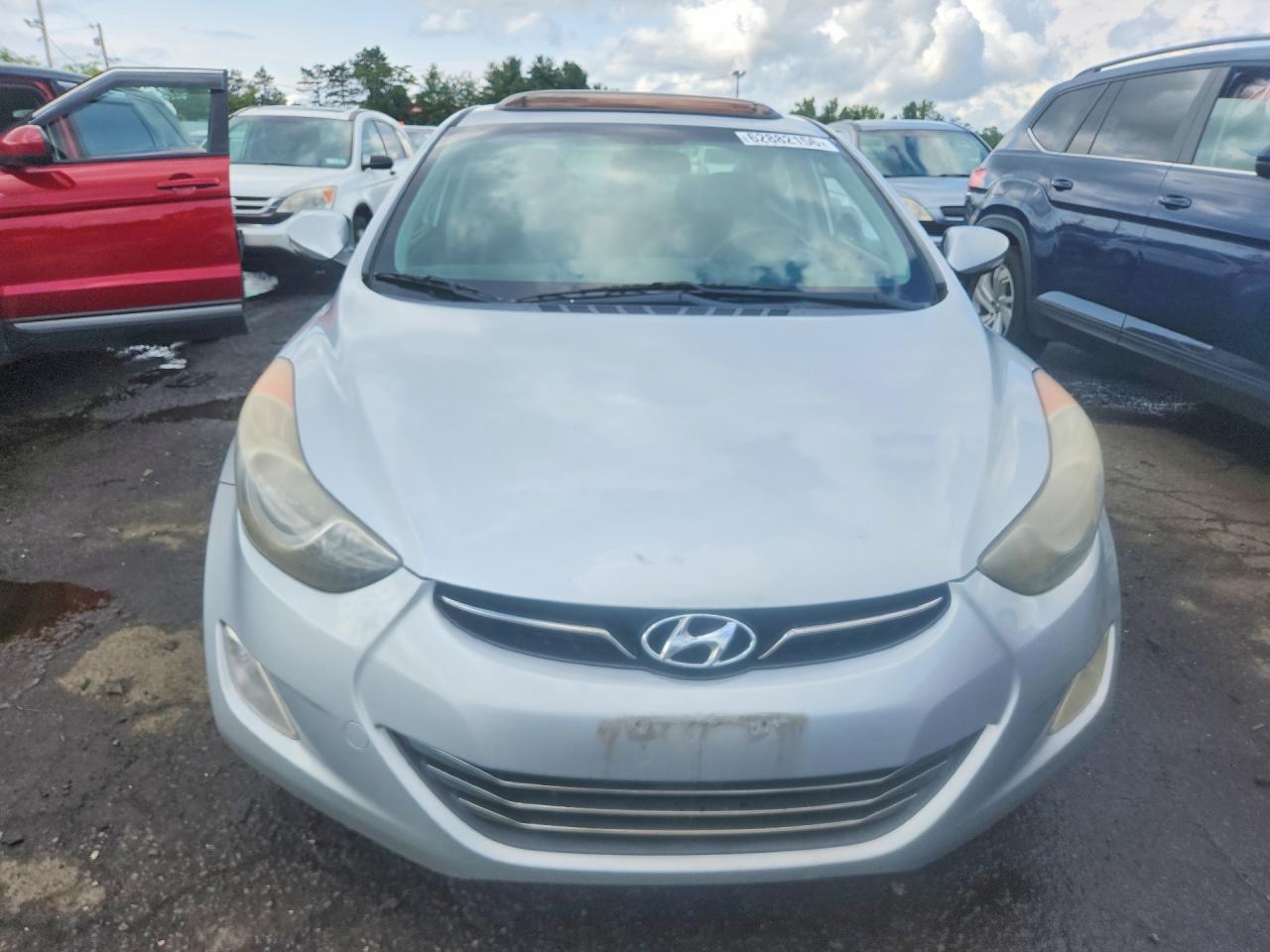 2013 Hyundai Elantra Limited Silver vin: 5NPDH4AE8DH208826