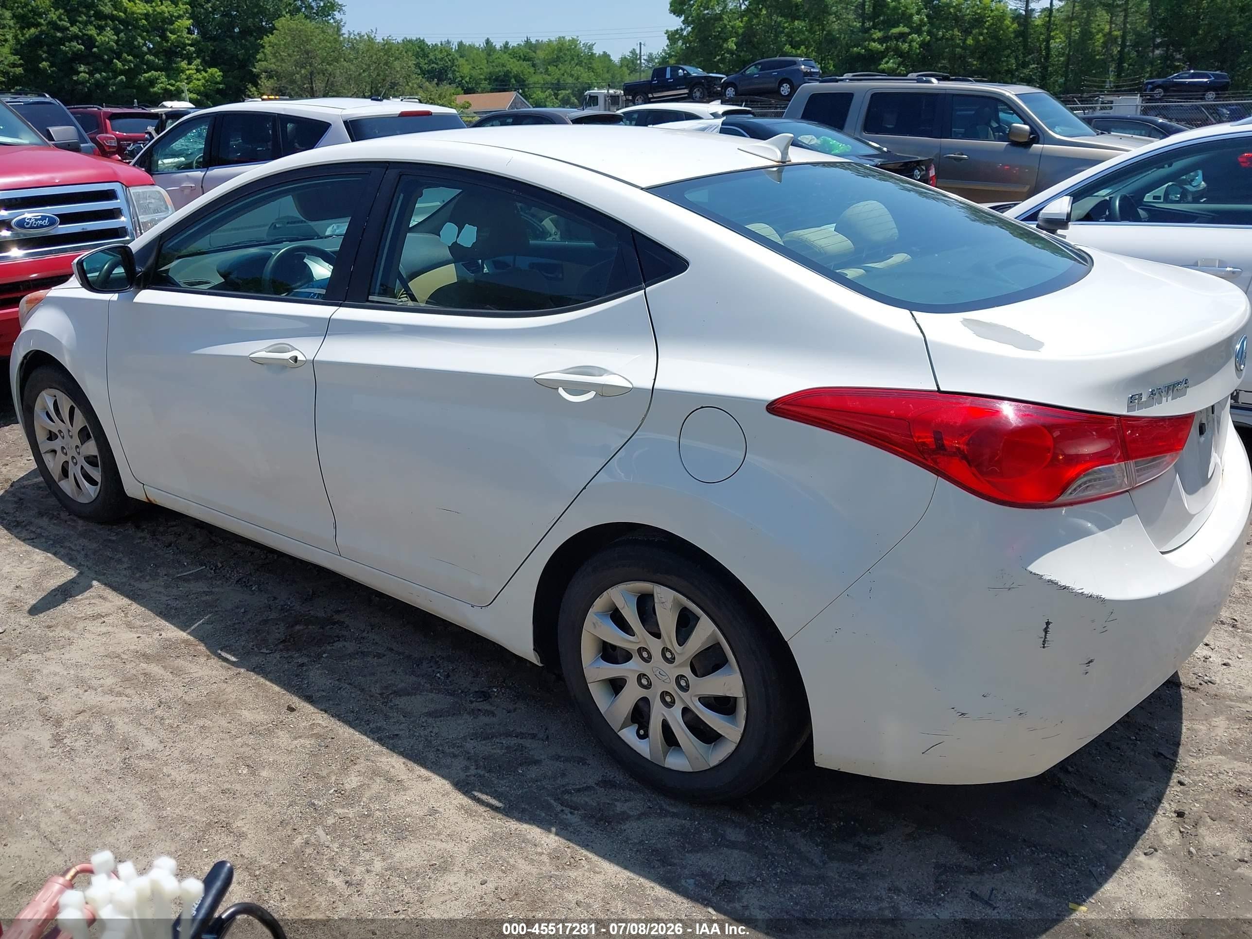 2013 Hyundai Elantra Gls White vin: 5NPDH4AE8DH211838
