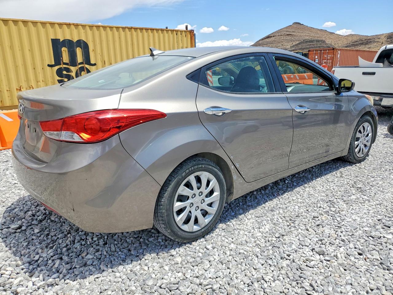 2013 Hyundai Elantra Gls Gold vin: 5NPDH4AE8DH213430