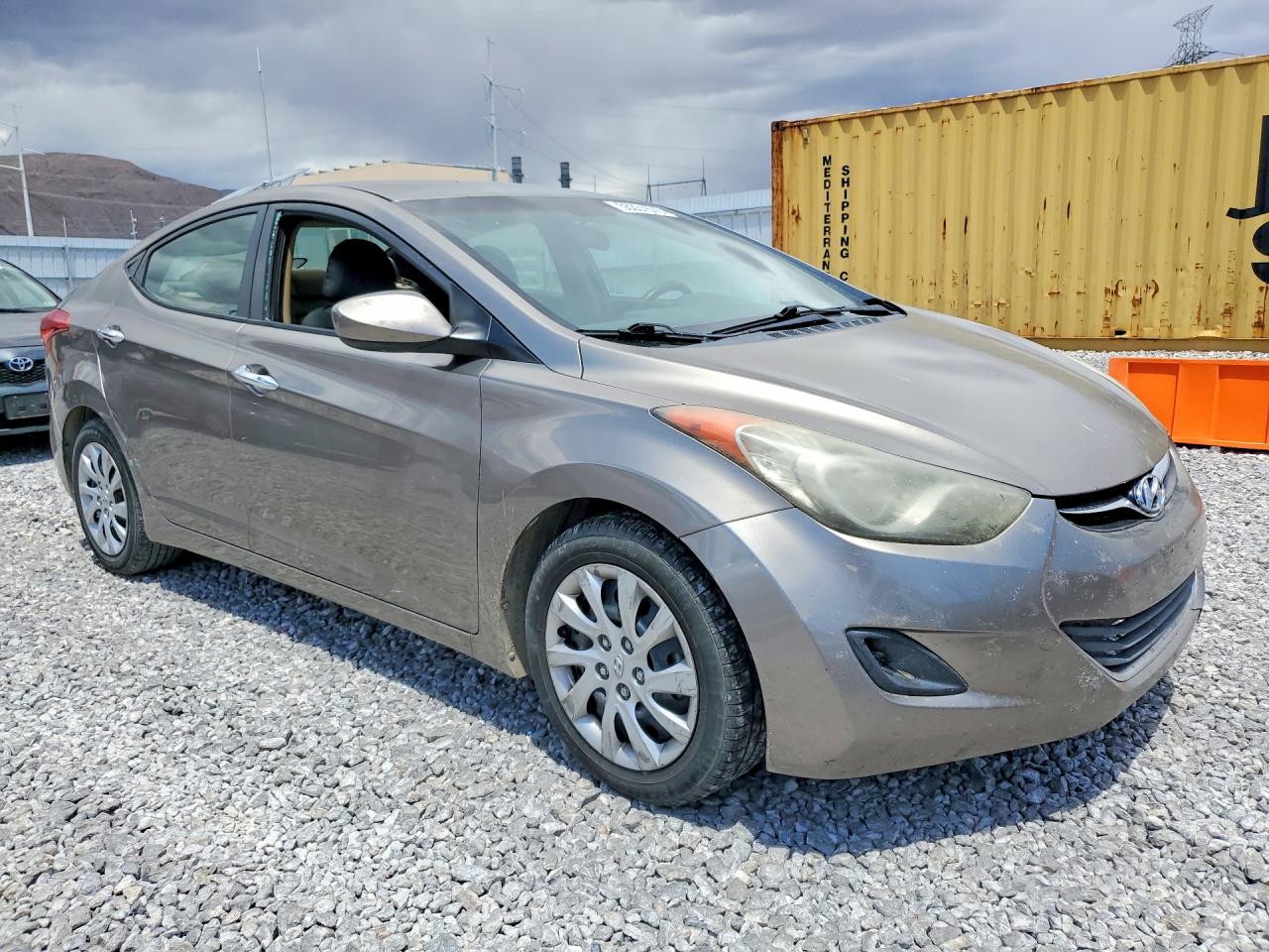 2013 Hyundai Elantra Gls Gold vin: 5NPDH4AE8DH213430
