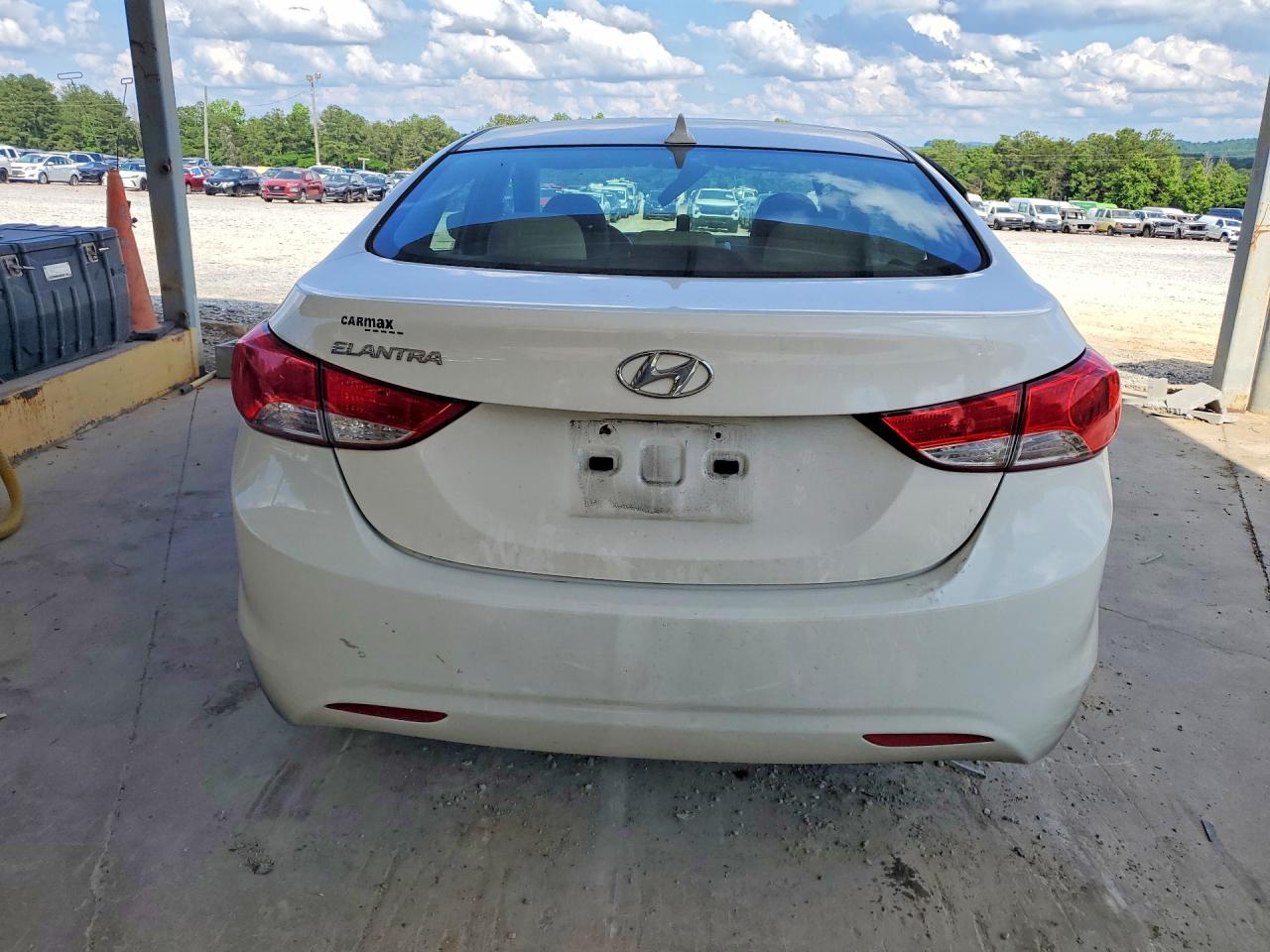 2013 Hyundai Elantra Gls White vin: 5NPDH4AE8DH217249