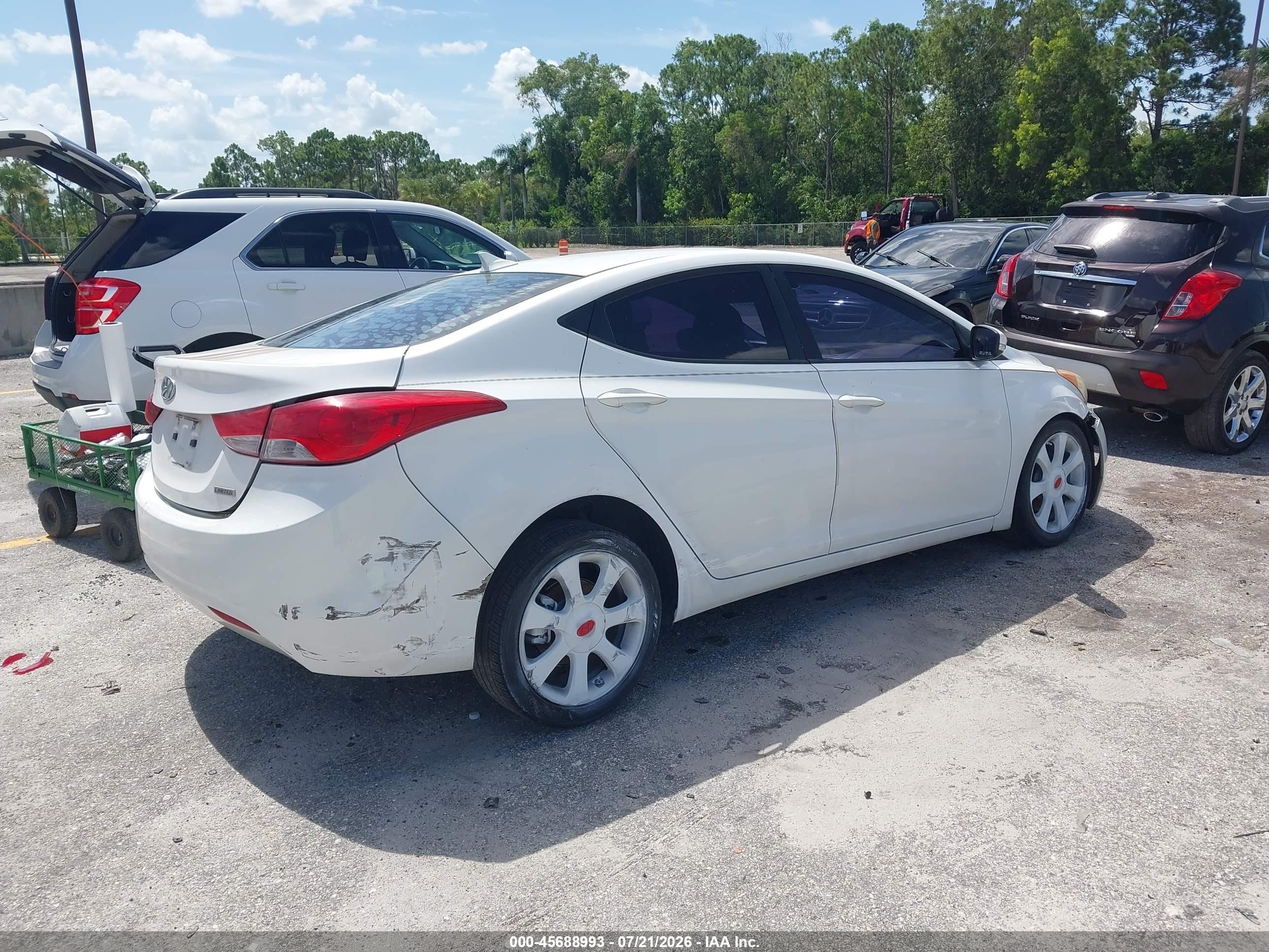2013 Hyundai Elantra Limited White vin: 5NPDH4AE8DH222077