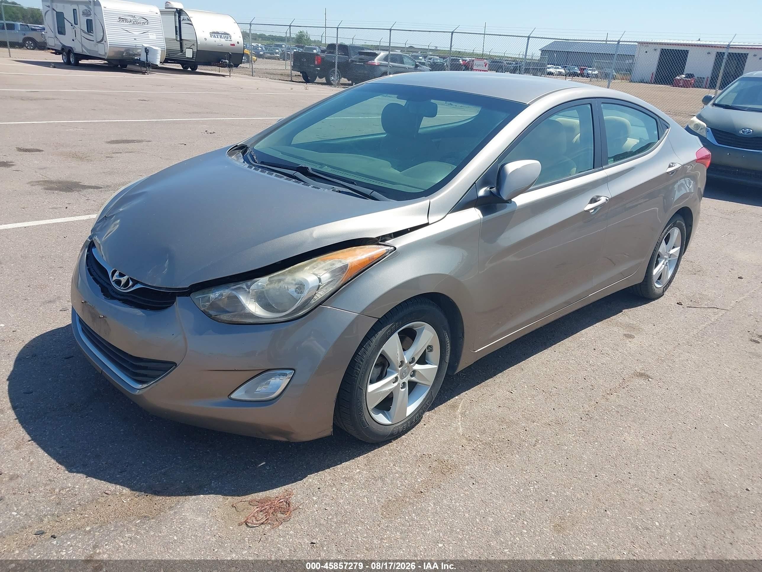 2013 Hyundai Elantra Gls Gold vin: 5NPDH4AE8DH227814