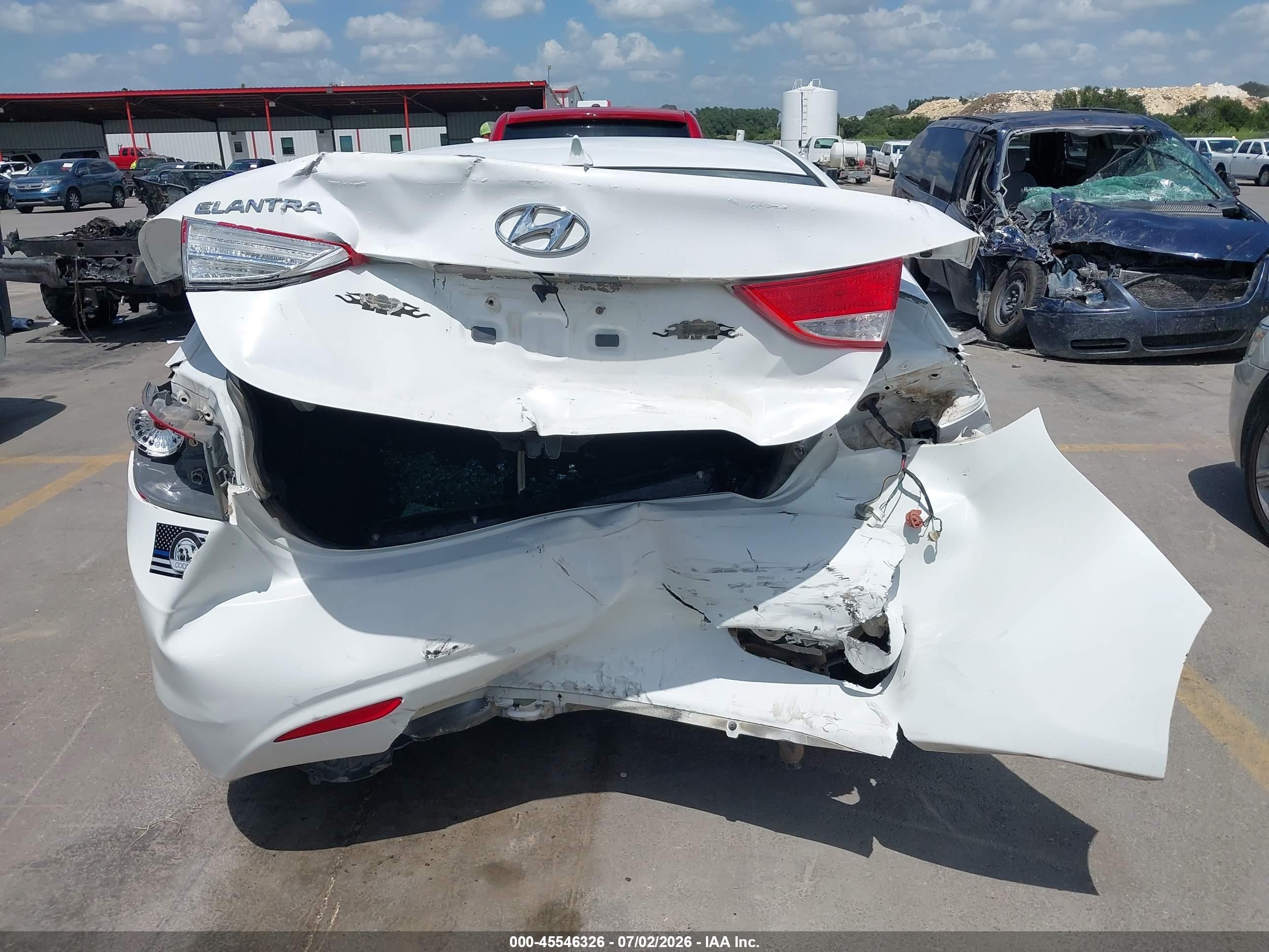 2013 Hyundai Elantra Gls White vin: 5NPDH4AE8DH242667