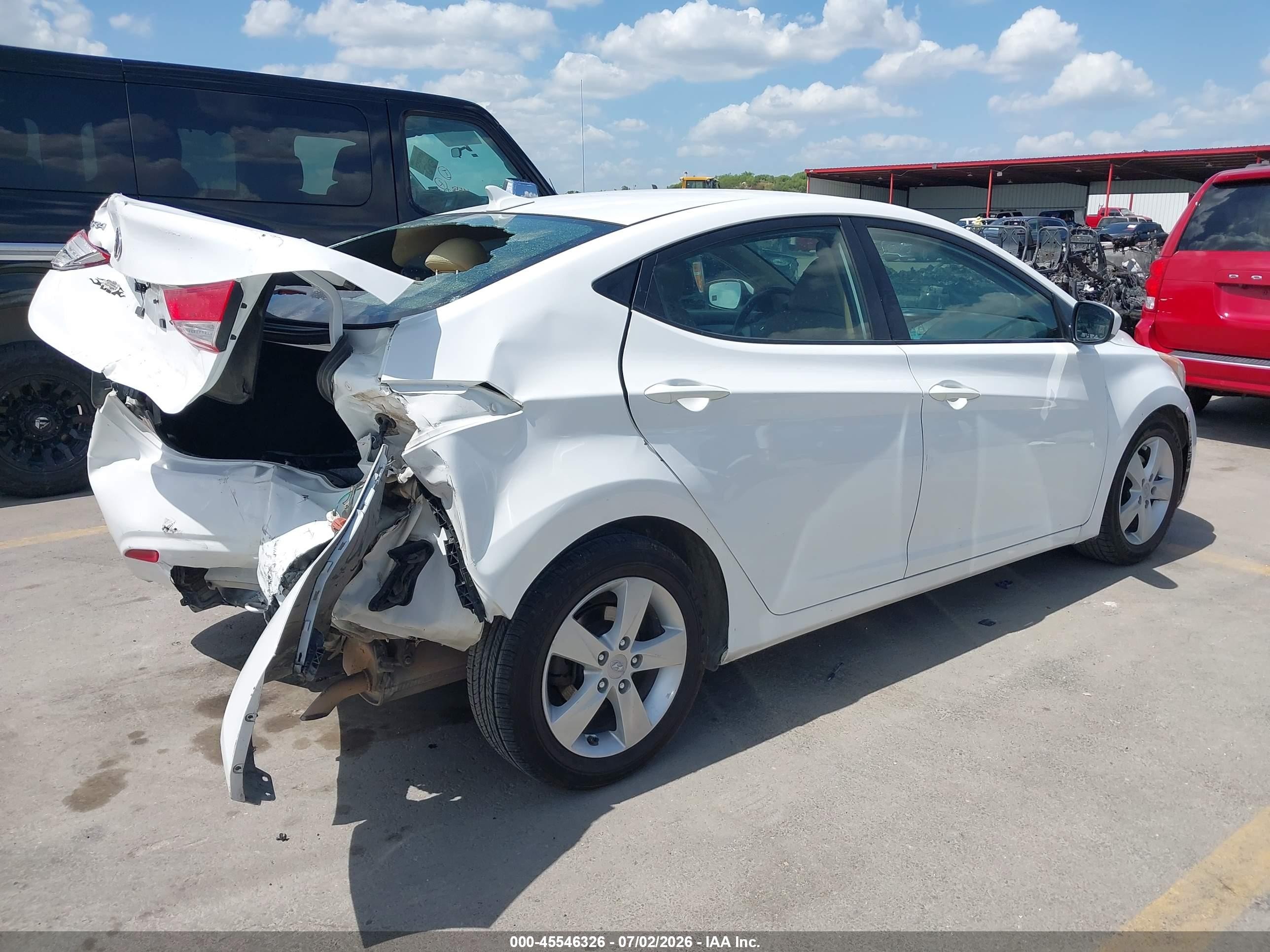 2013 Hyundai Elantra Gls White vin: 5NPDH4AE8DH242667