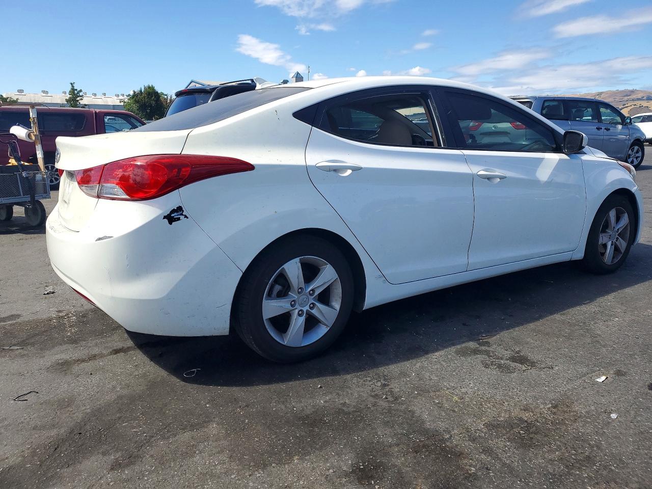 2013 Hyundai Elantra Gls White vin: 5NPDH4AE8DH308716
