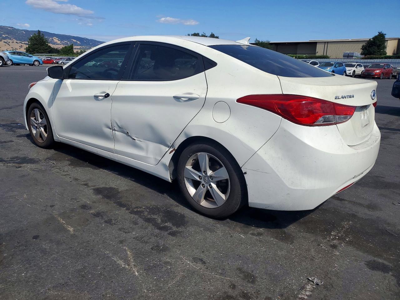 2013 Hyundai Elantra Gls White vin: 5NPDH4AE8DH308716