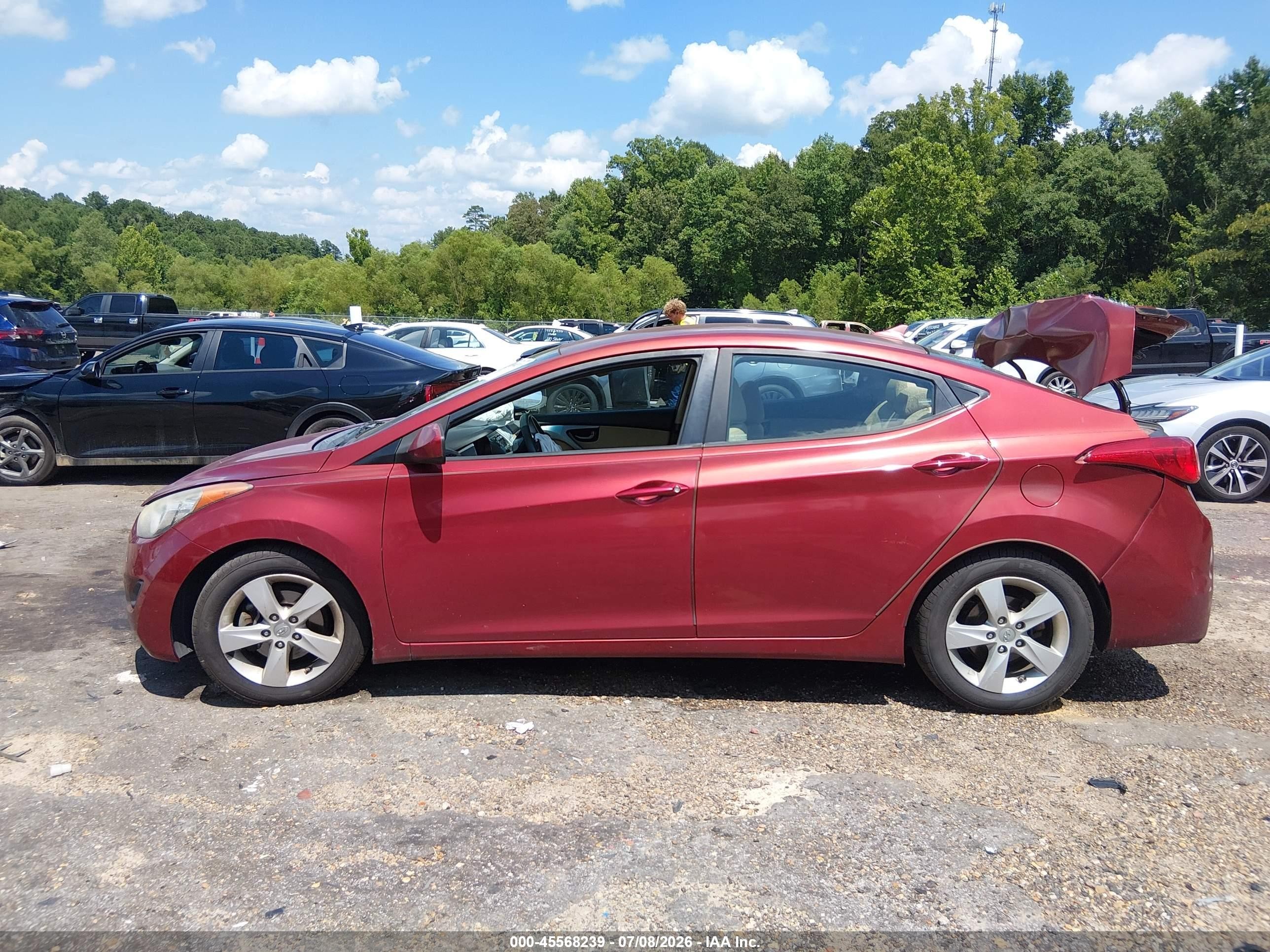 2013 Hyundai Elantra Gls Maroon vin: 5NPDH4AE8DH309753