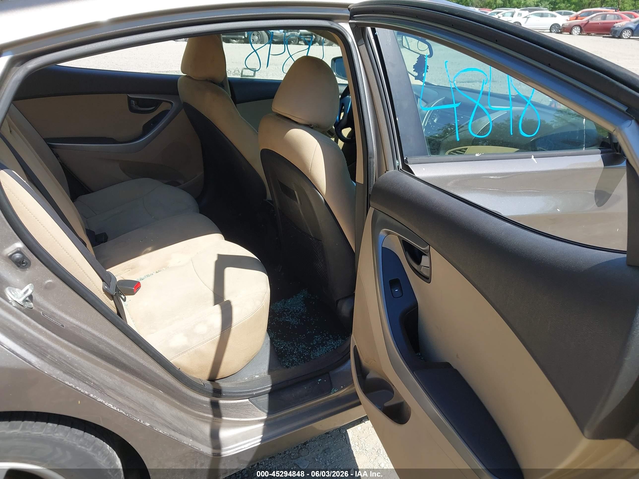 2013 Hyundai Elantra Gls Tan vin: 5NPDH4AE8DH311020