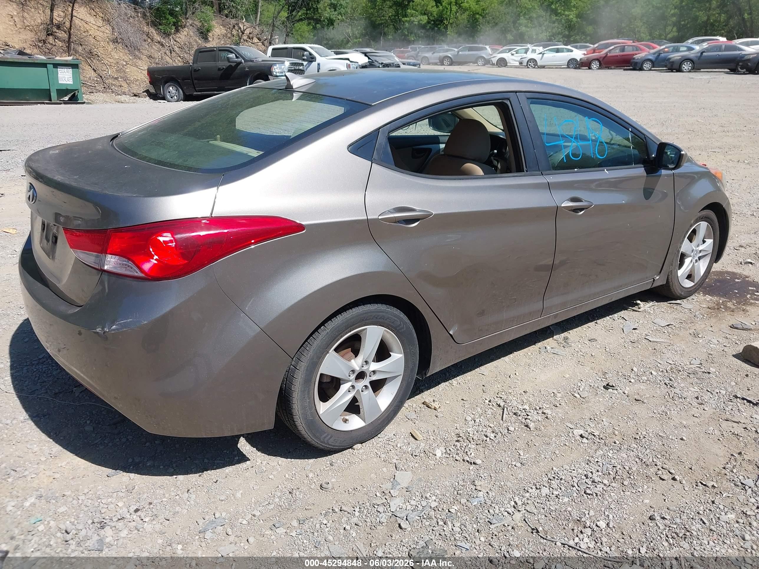 2013 Hyundai Elantra Gls Tan vin: 5NPDH4AE8DH311020