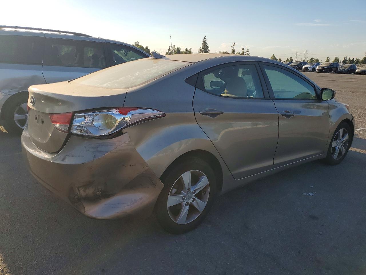 2013 Hyundai Elantra Gls Gray vin: 5NPDH4AE8DH343370