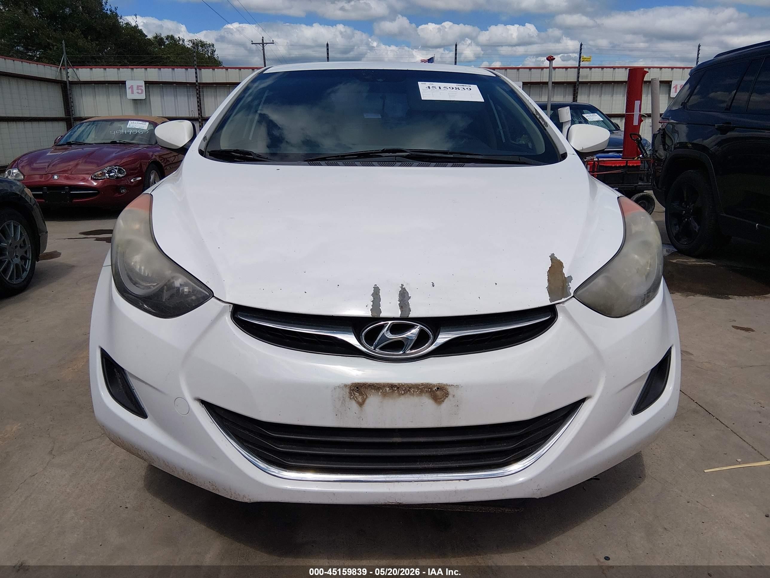 2013 Hyundai Elantra Gls White vin: 5NPDH4AE8DH369631