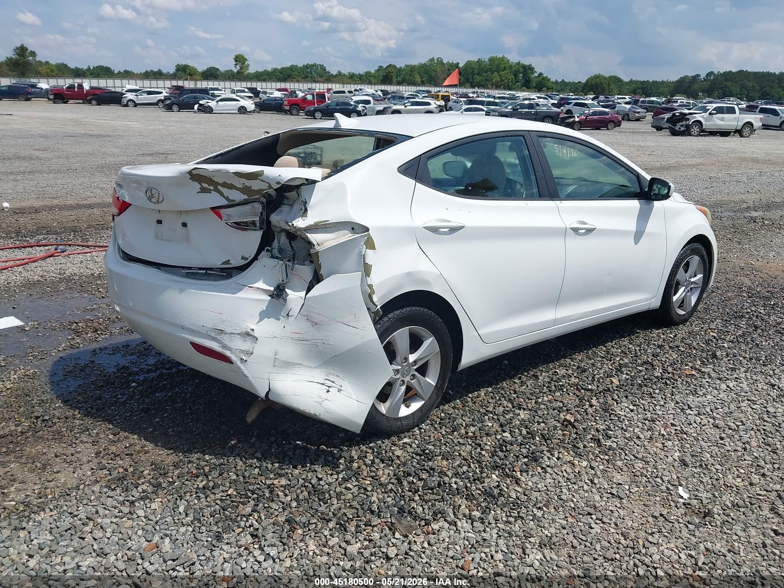 2013 Hyundai Elantra Gls White vin: 5NPDH4AE8DH373257