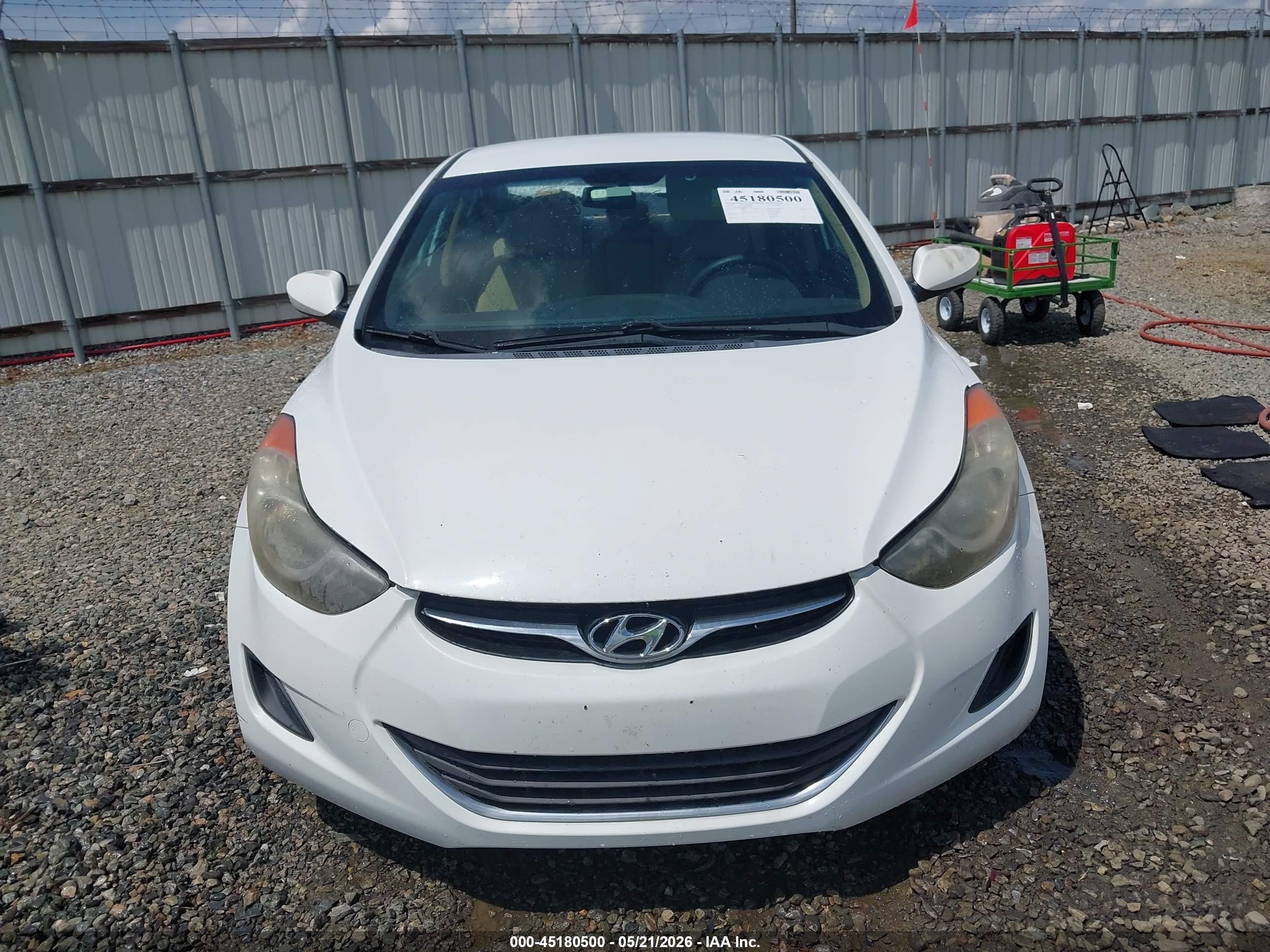2013 Hyundai Elantra Gls White vin: 5NPDH4AE8DH373257