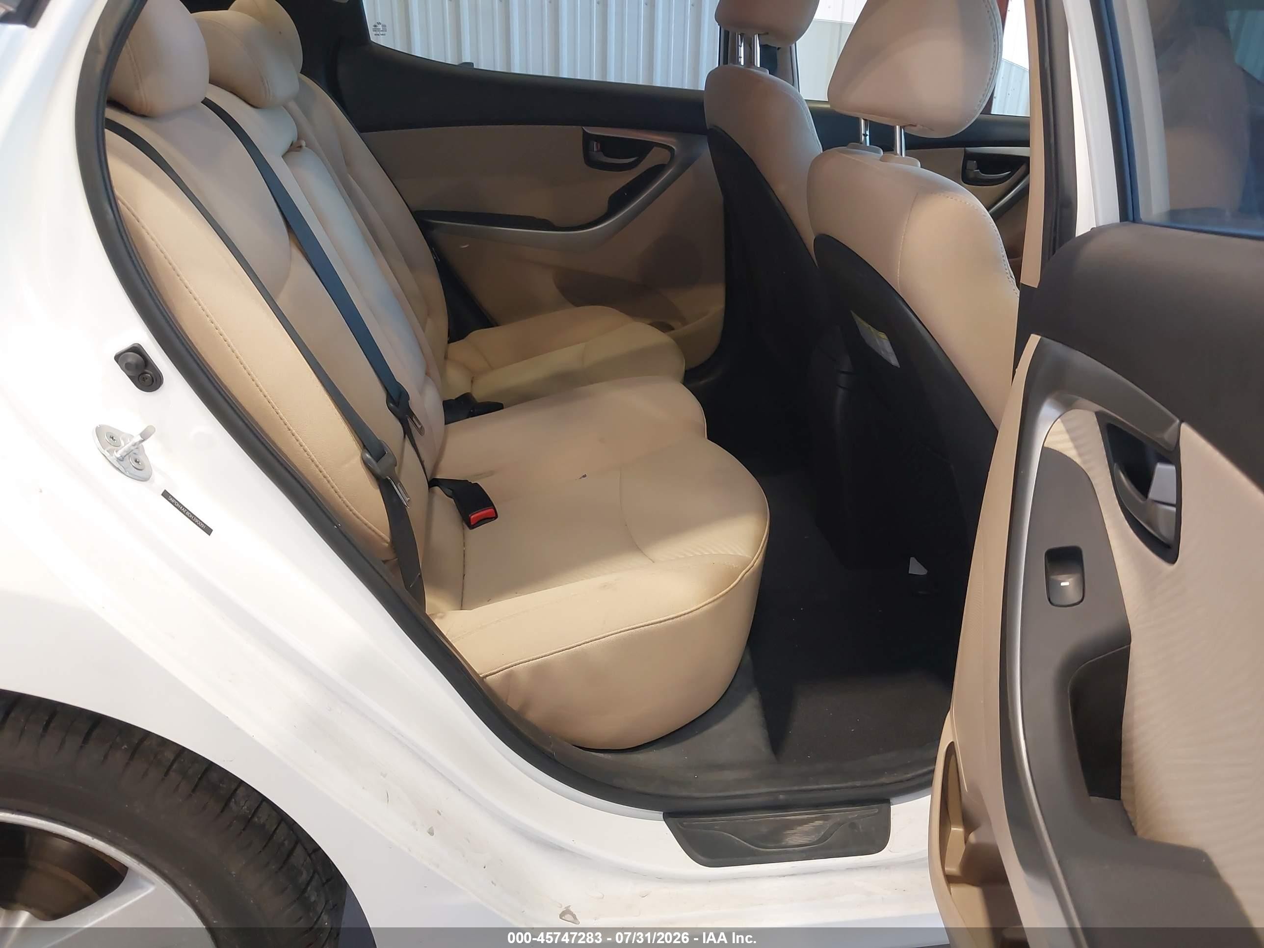 2013 Hyundai Elantra Gls White vin: 5NPDH4AE8DH390091