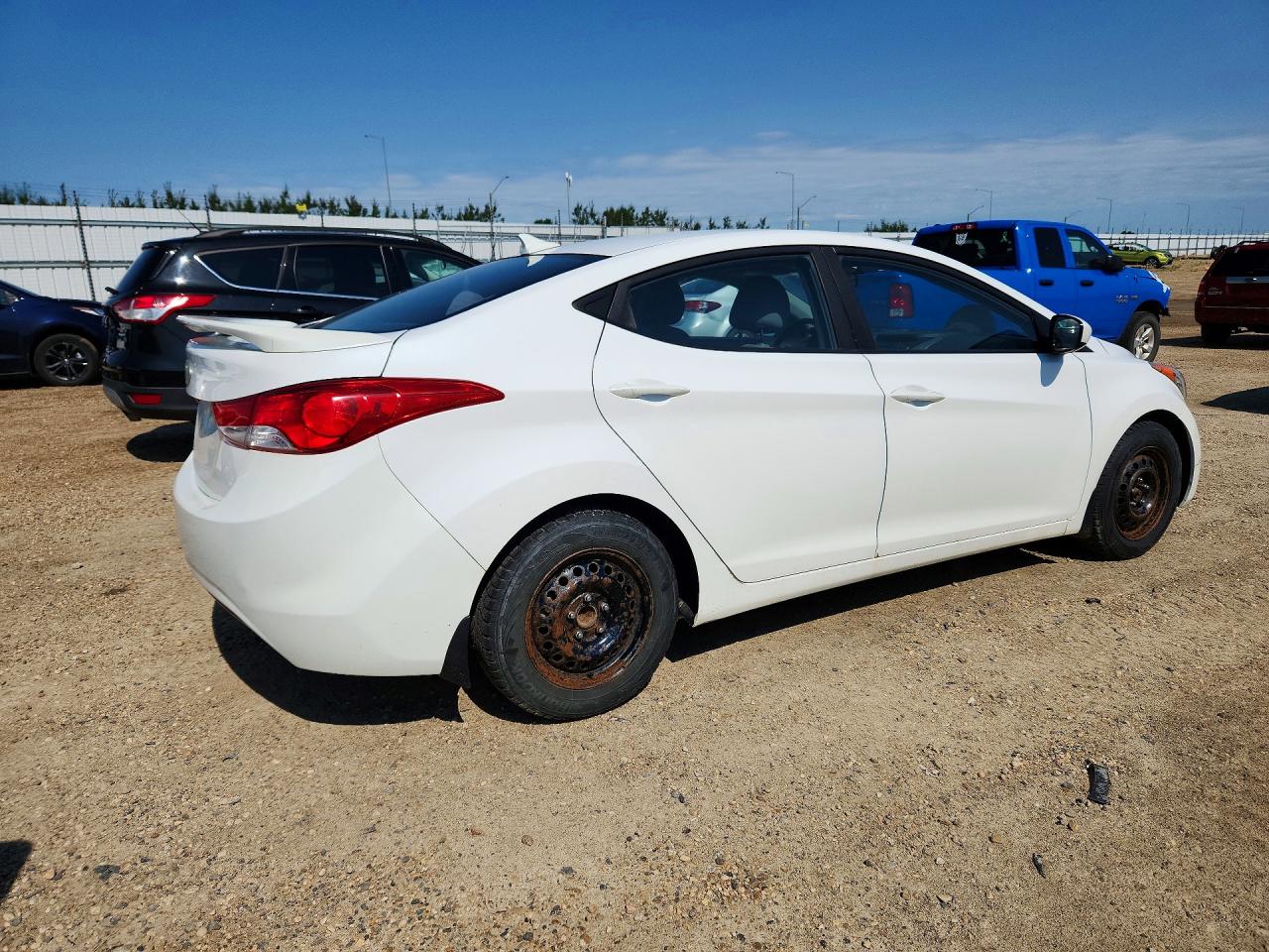 2013 Hyundai Elantra Gls White vin: 5NPDH4AE8DH411246
