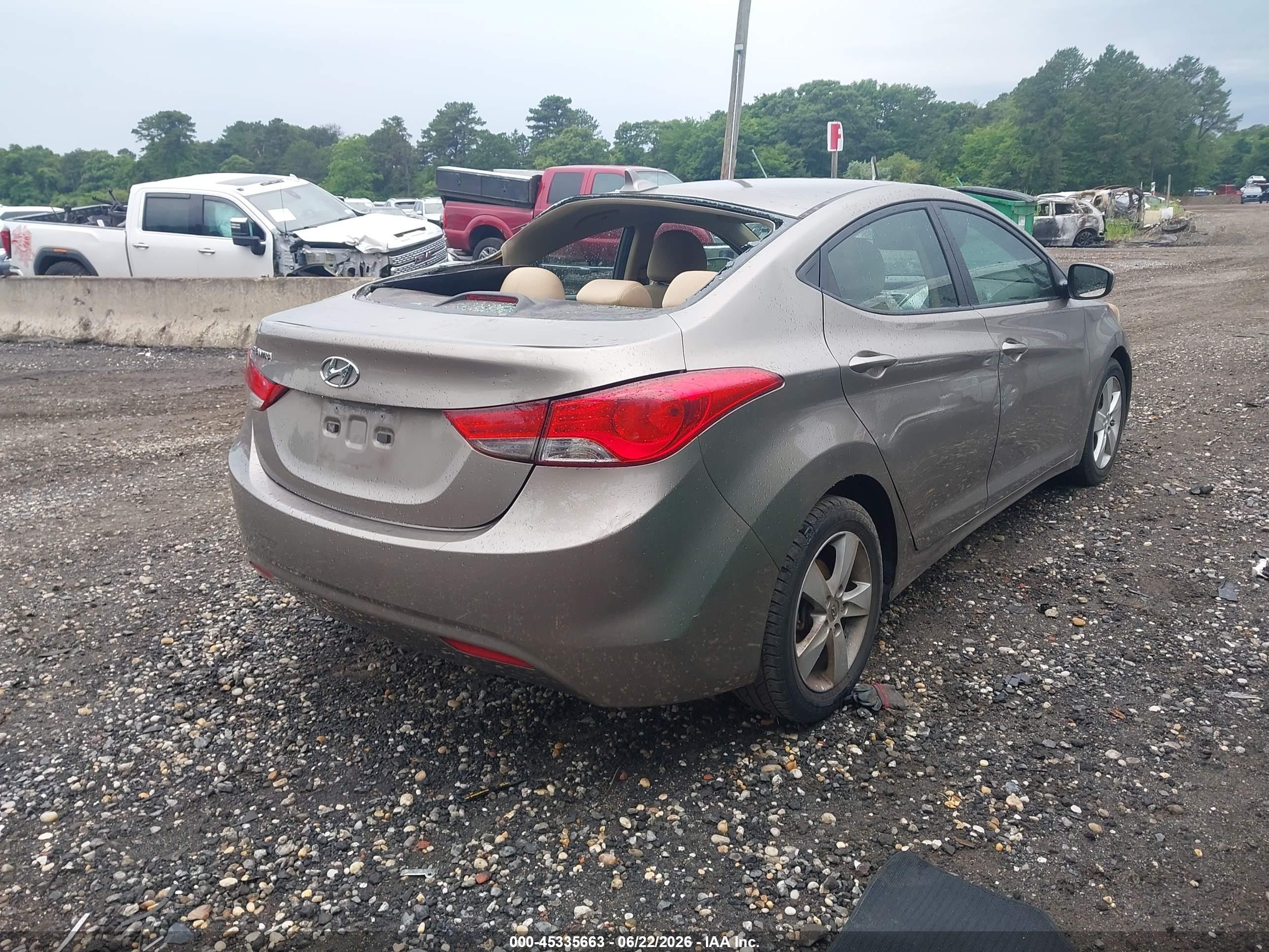 2013 Hyundai Elantra Gls Brown vin: 5NPDH4AE8DH412011
