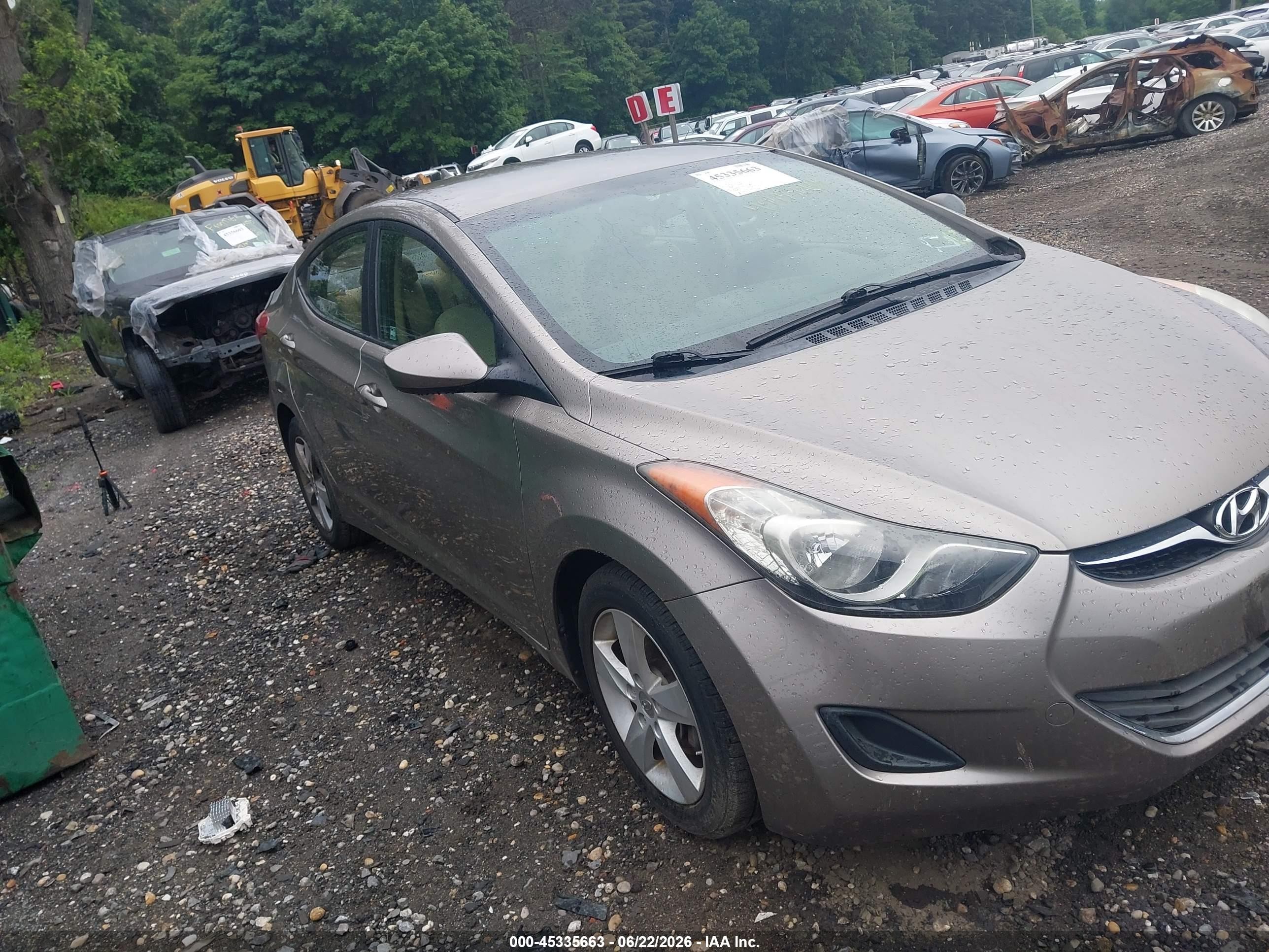 2013 Hyundai Elantra Gls Brown vin: 5NPDH4AE8DH412011
