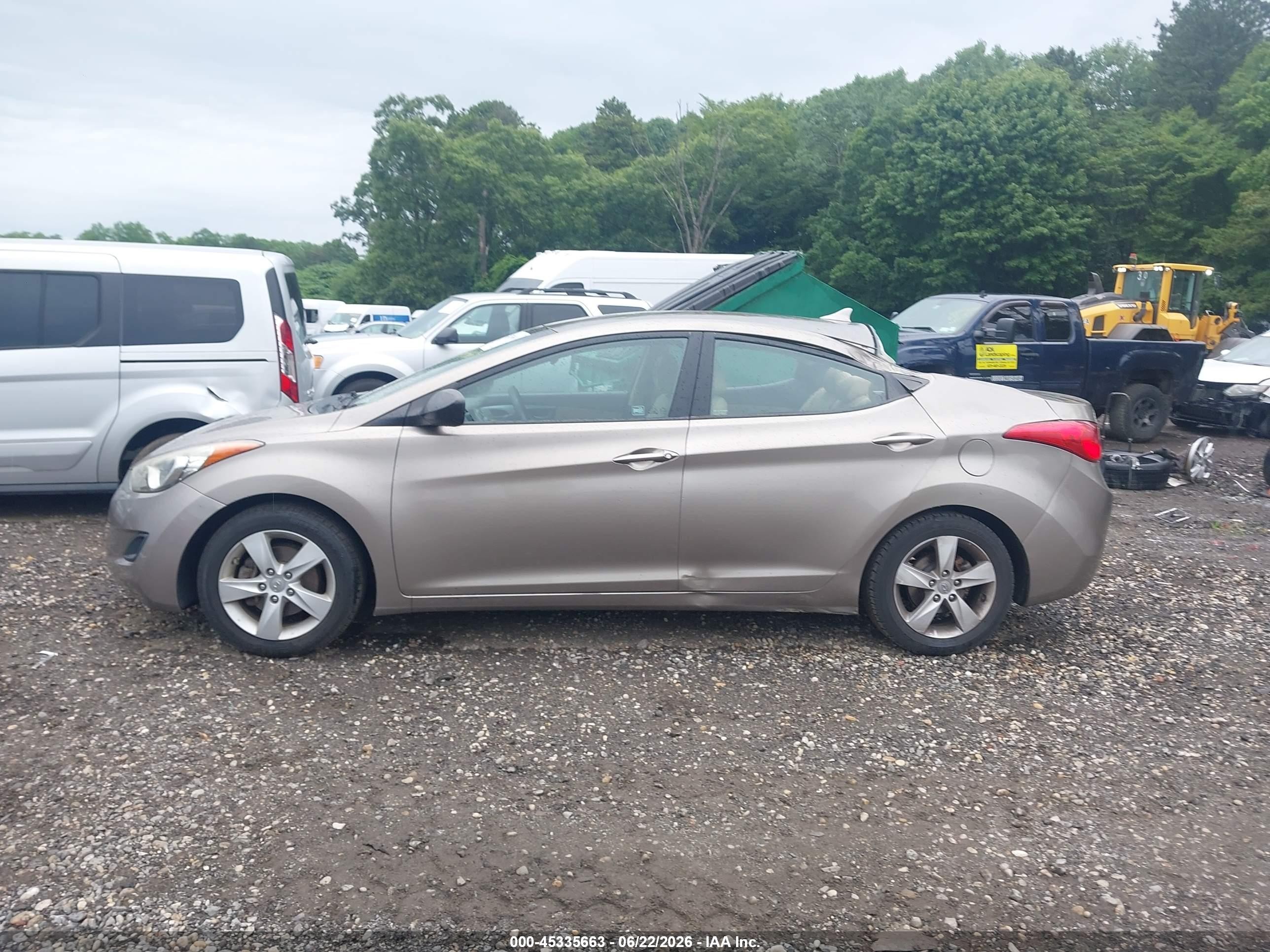 2013 Hyundai Elantra Gls Brown vin: 5NPDH4AE8DH412011