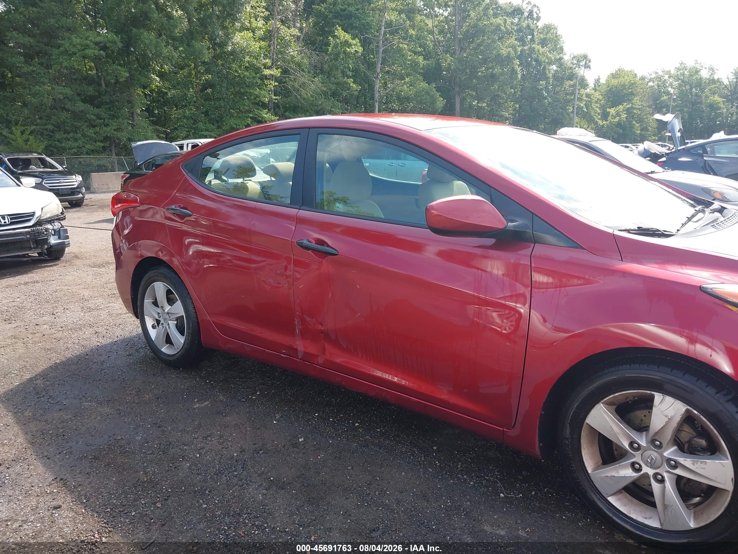 2013 Hyundai Elantra Gls Красный vin: 5NPDH4AE8DH427964