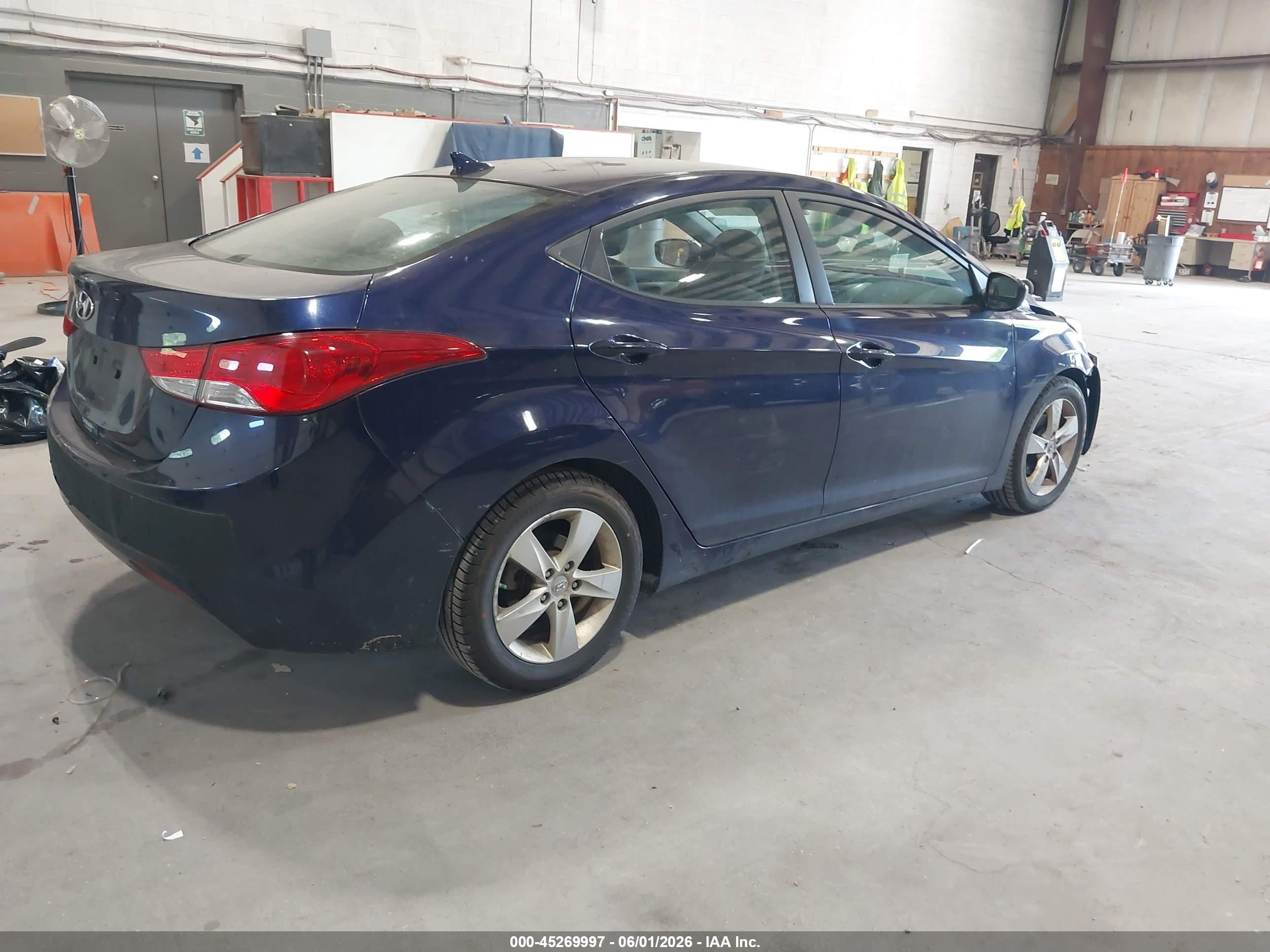 2013 Hyundai Elantra Gls Blue vin: 5NPDH4AE8DH434364