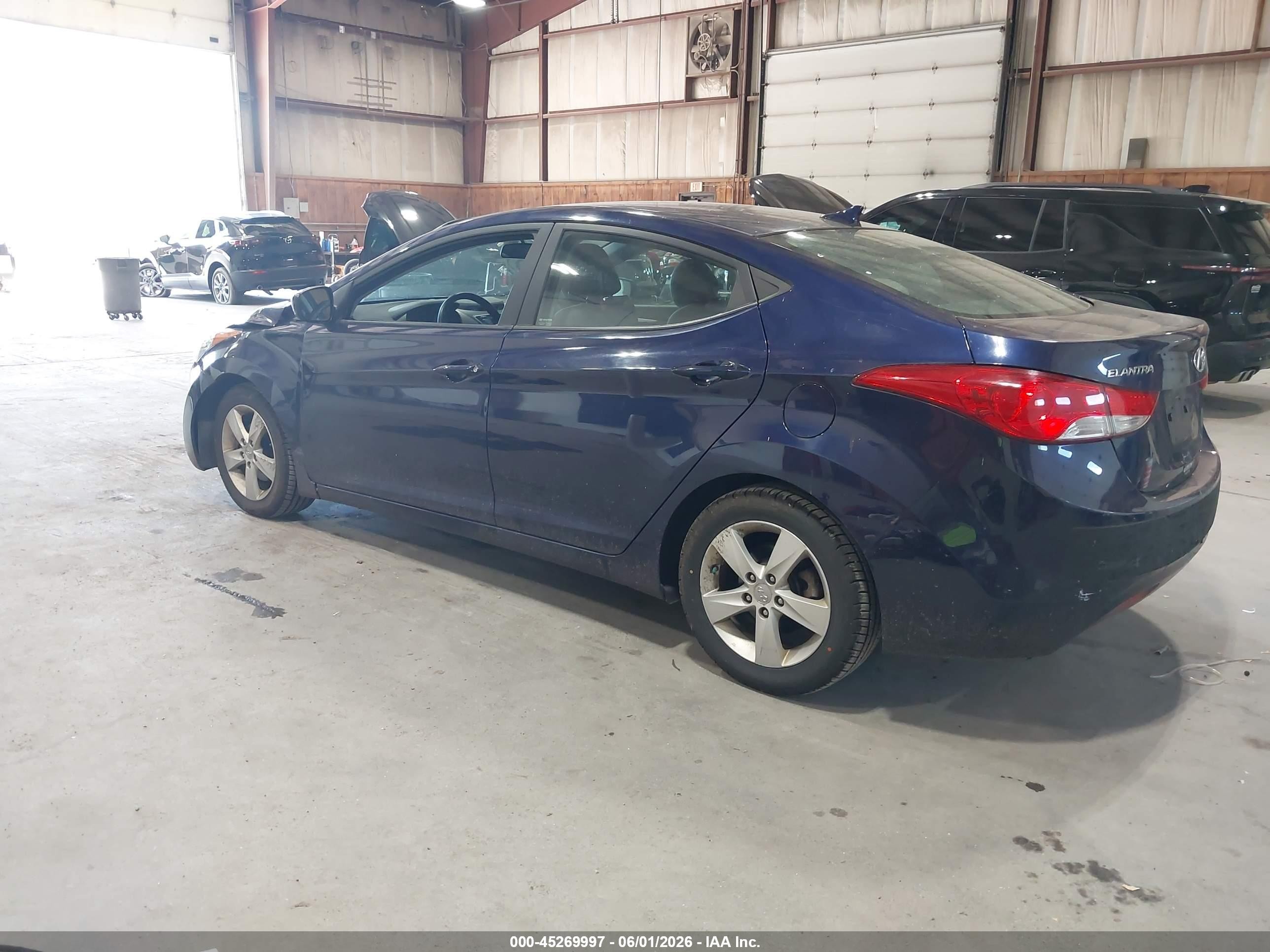 2013 Hyundai Elantra Gls Blue vin: 5NPDH4AE8DH434364