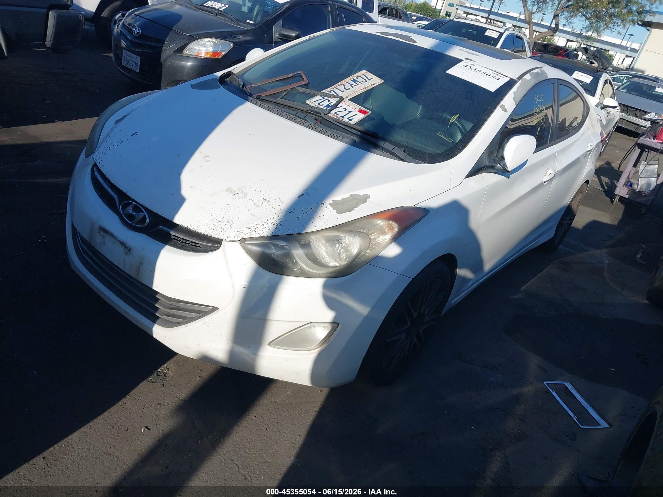 2013 Hyundai Elantra Limited White vin: 5NPDH4AE8DH450144