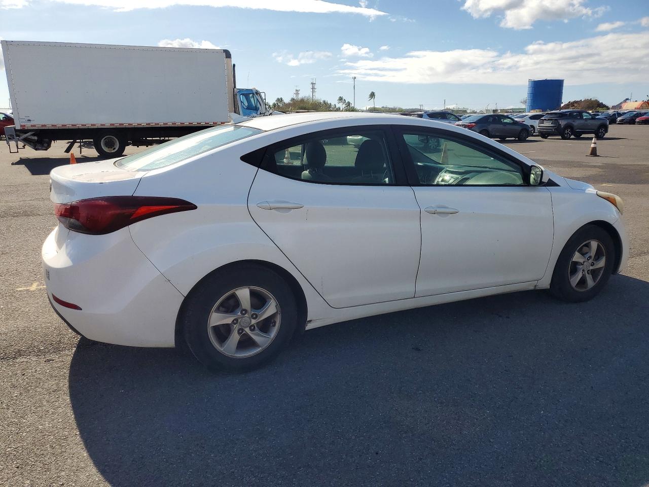 2014 Hyundai Elantra Se White vin: 5NPDH4AE8EH460738