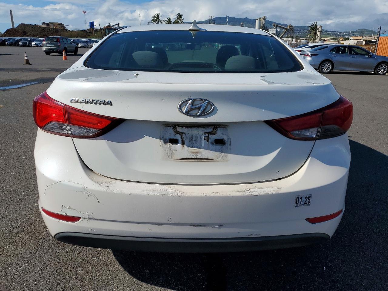 2014 Hyundai Elantra Se White vin: 5NPDH4AE8EH460738