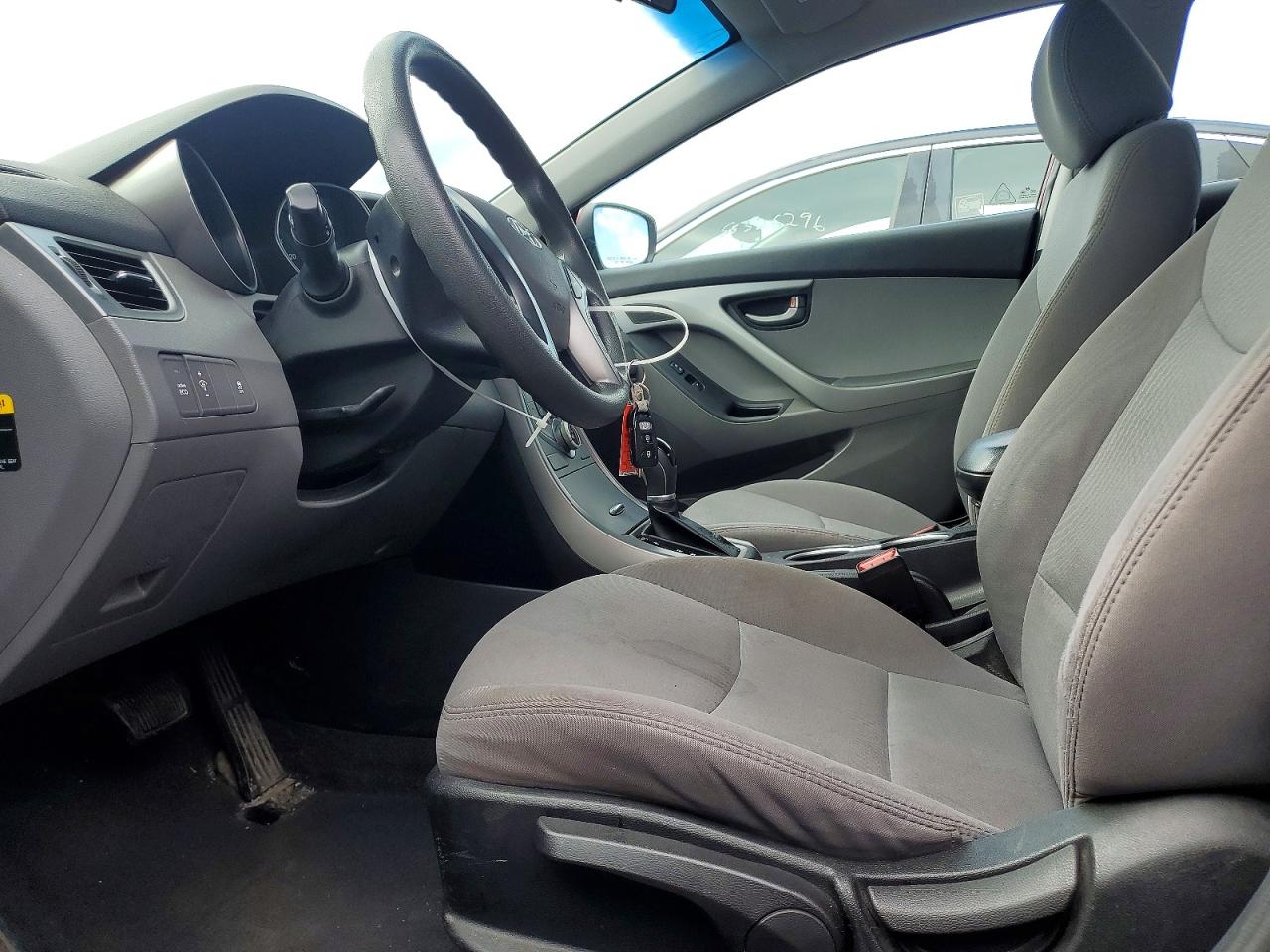 2014 Hyundai Elantra Se Red vin: 5NPDH4AE8EH473389