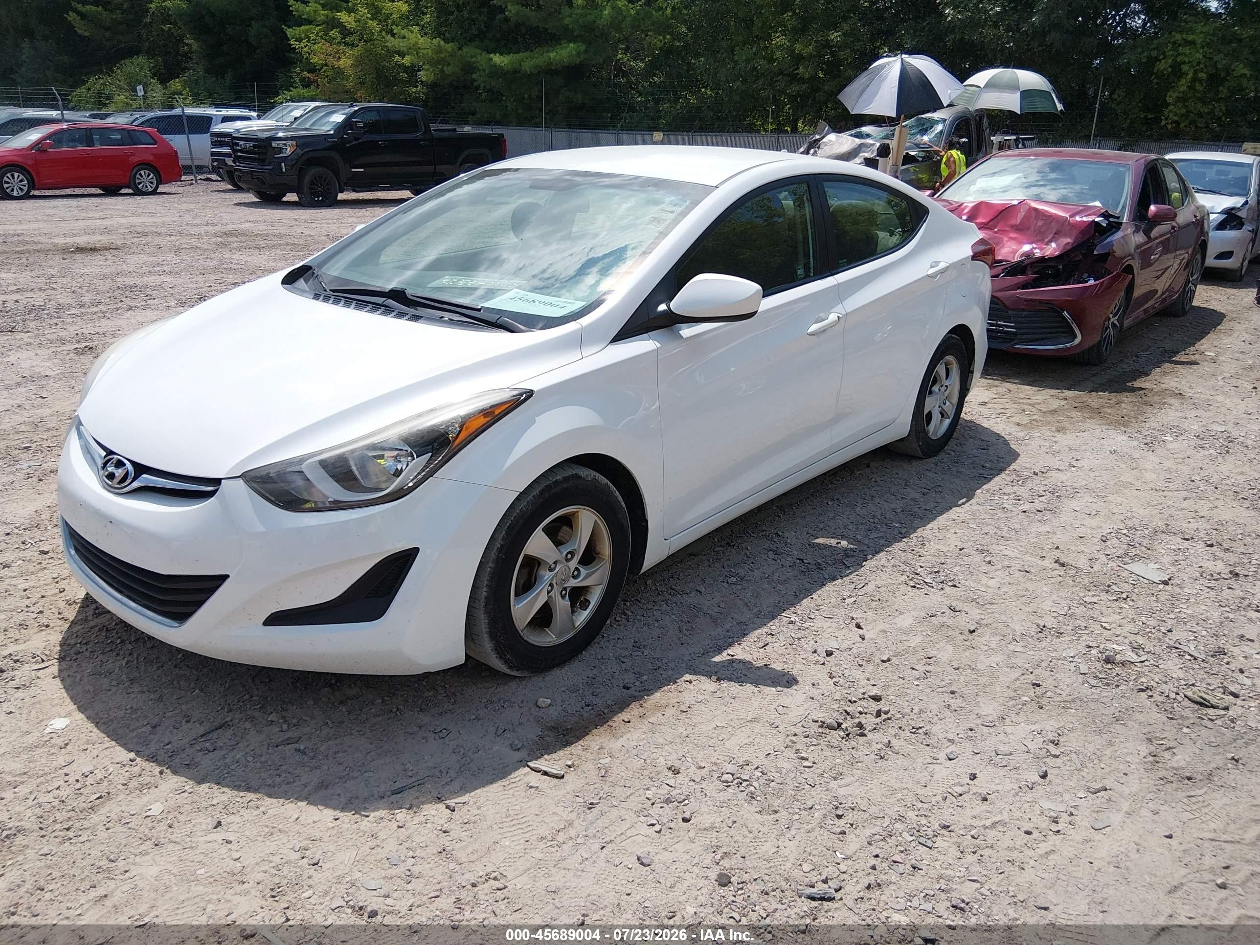 2014 Hyundai Elantra Se White vin: 5NPDH4AE8EH473568