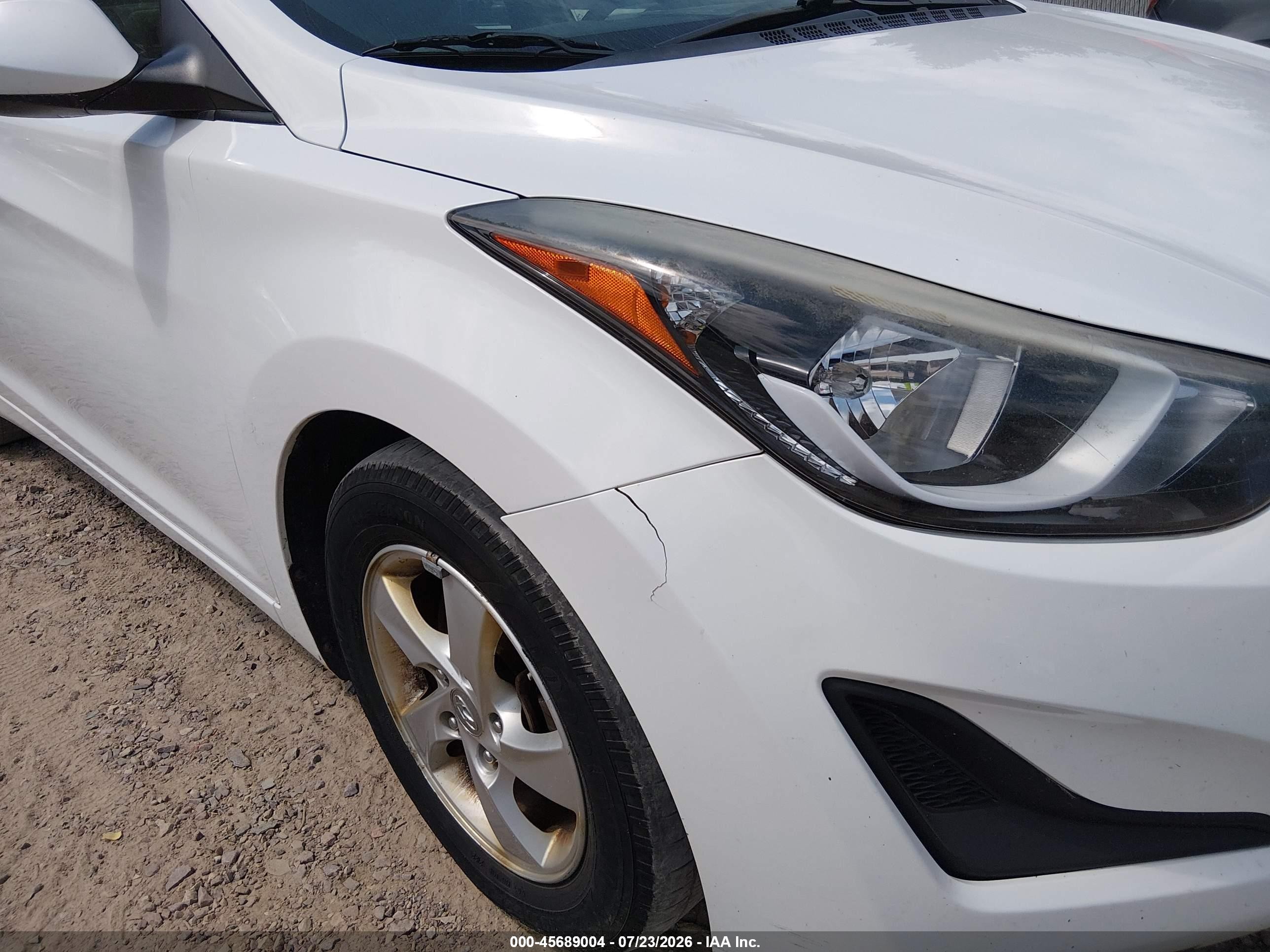 2014 Hyundai Elantra Se White vin: 5NPDH4AE8EH473568